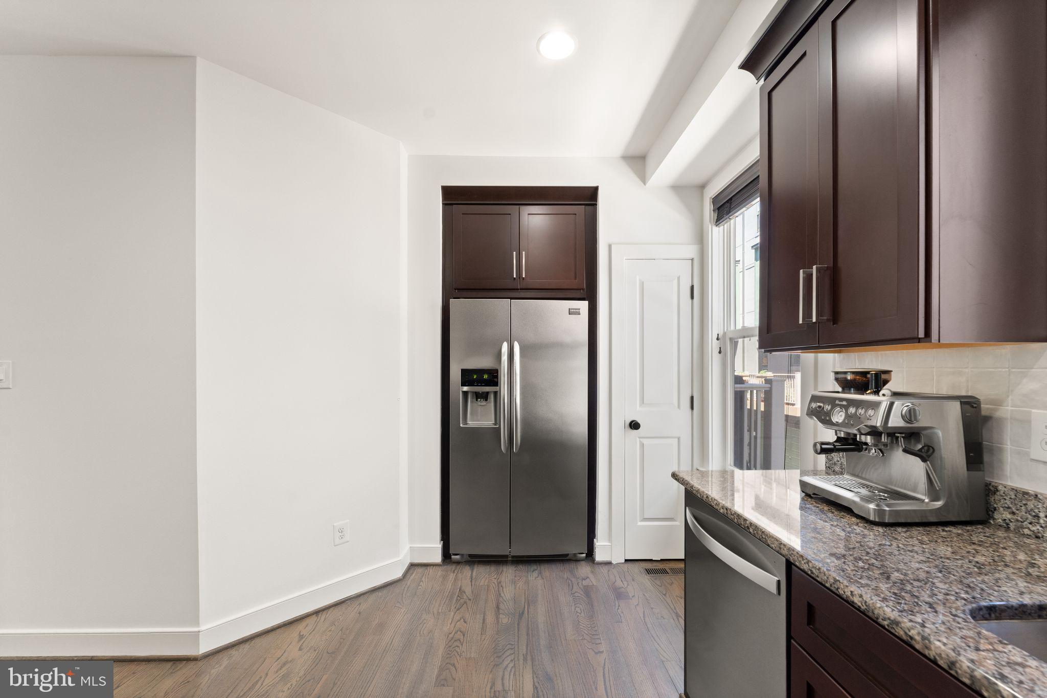 MOSAIC AT MERRIFIELD - Residential