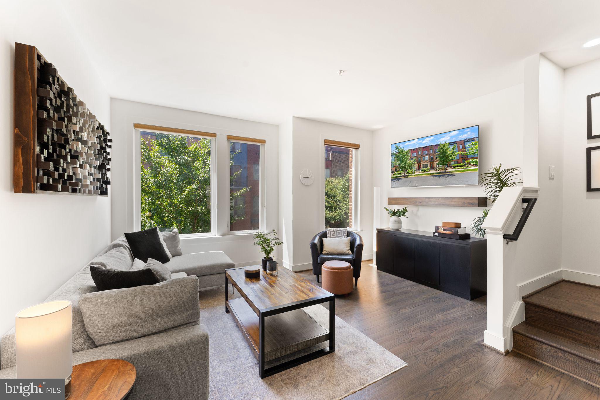 MOSAIC AT MERRIFIELD - Residential