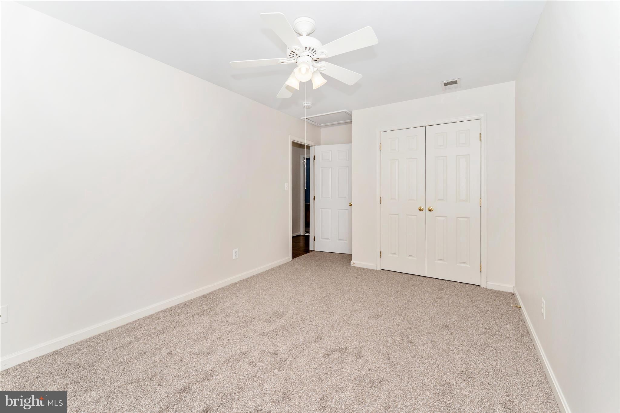 LAKE LINGANORE - Residential