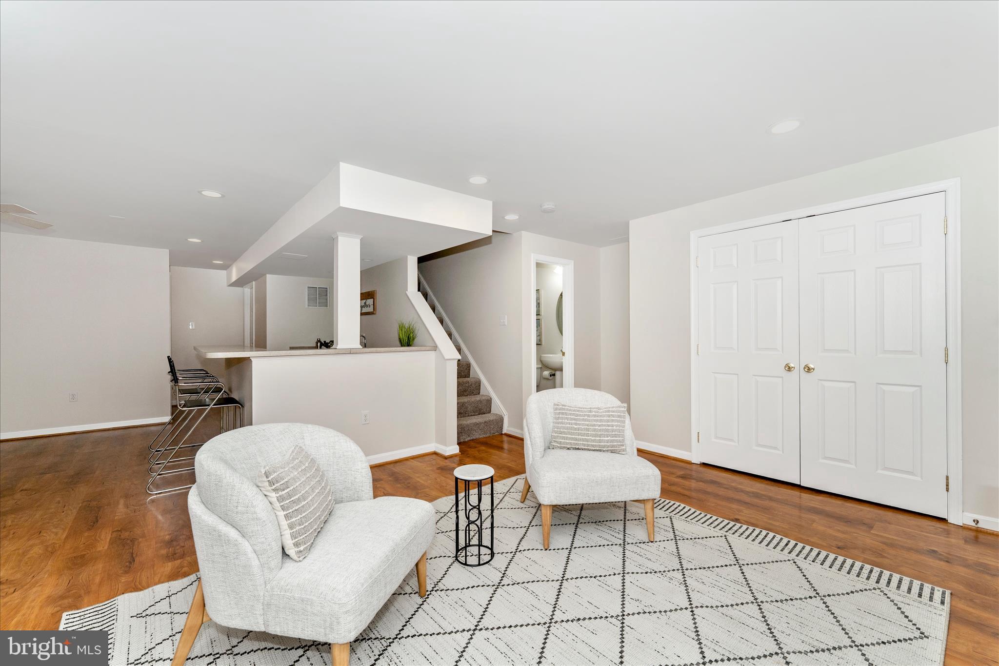LAKE LINGANORE - Residential