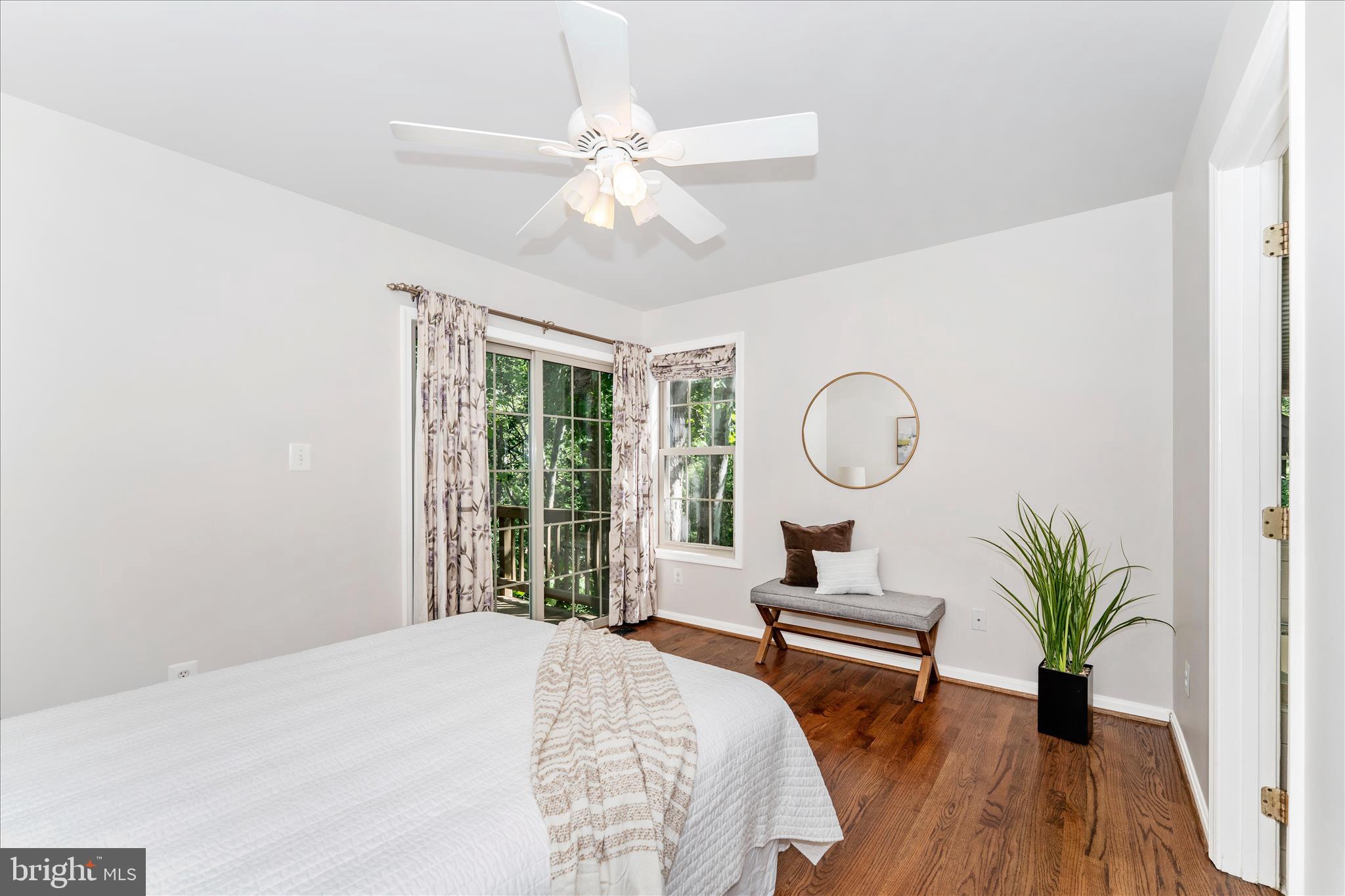 LAKE LINGANORE - Residential