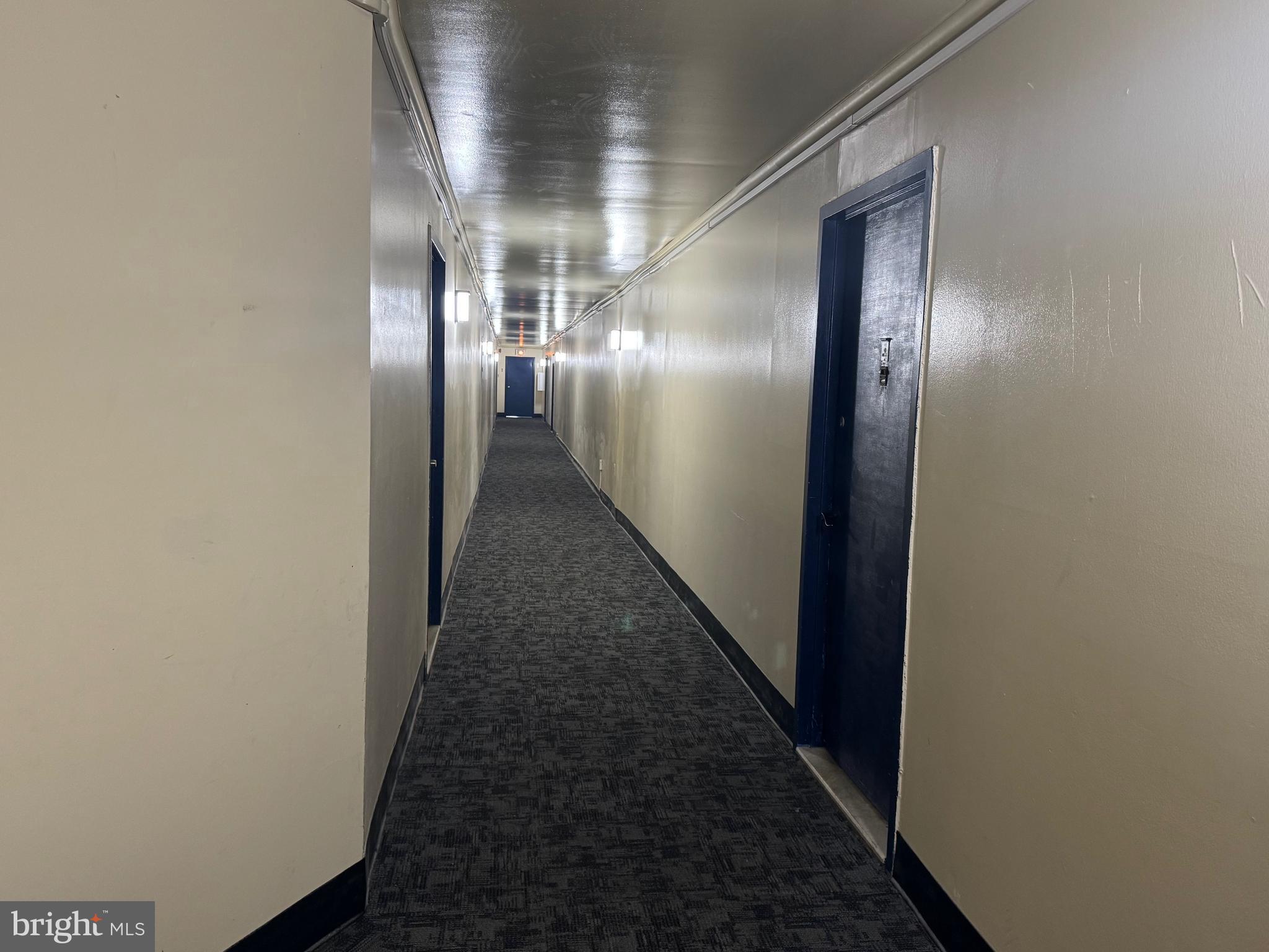 PINEWAY TOWERS - Residential Lease