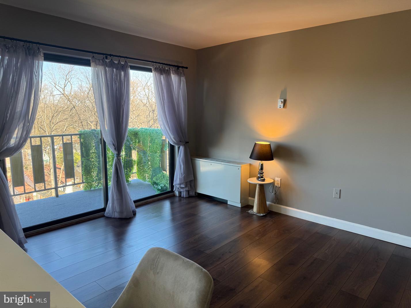 PINEWAY TOWERS - Residential Lease