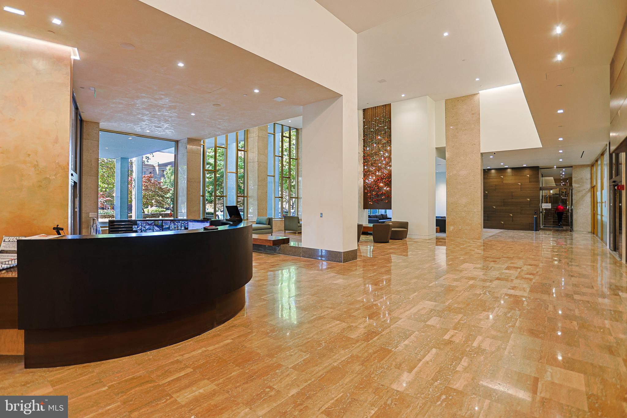 FAIRMOUNT - Residential Lease