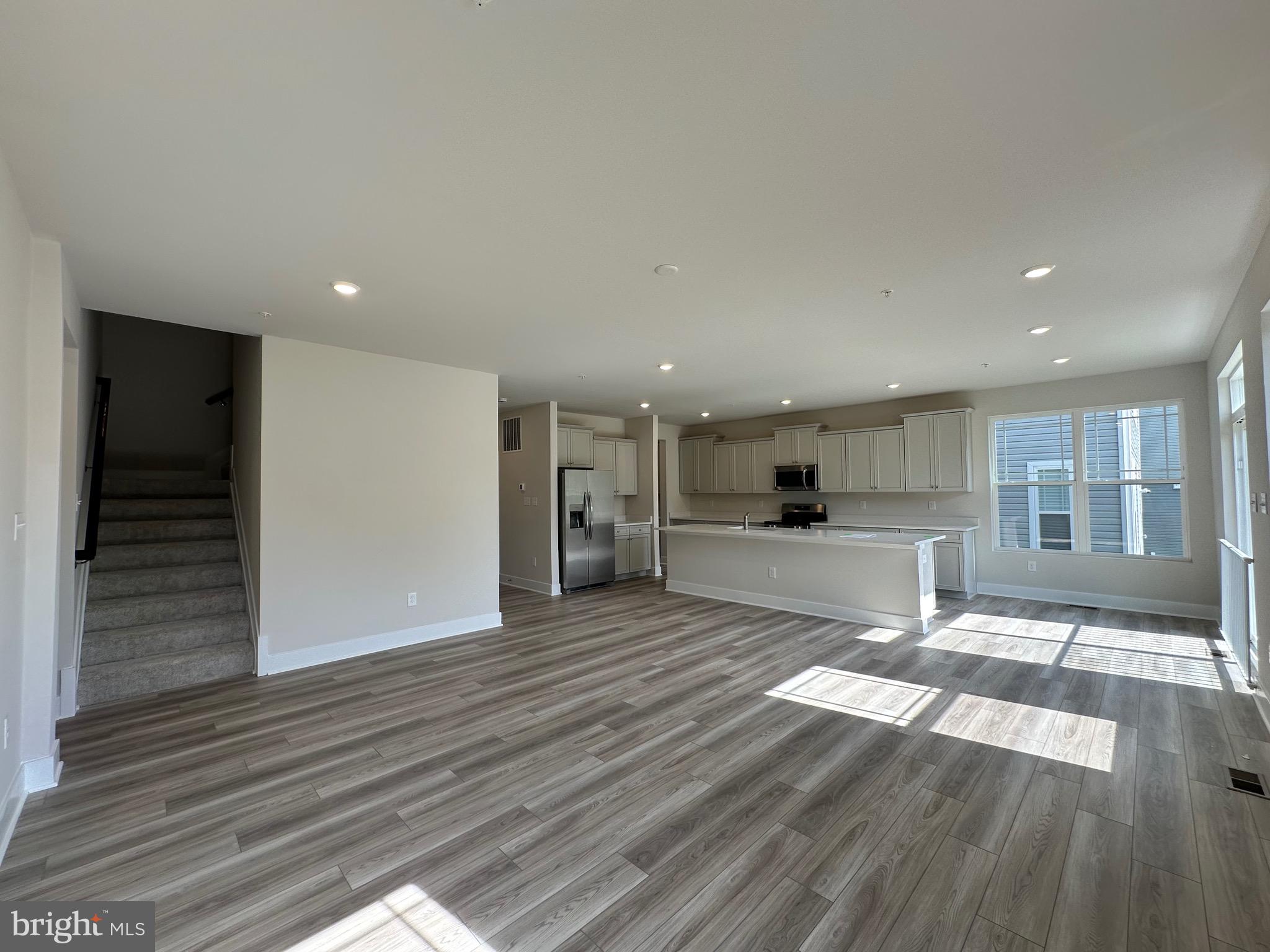 ST CHARLES - Residential