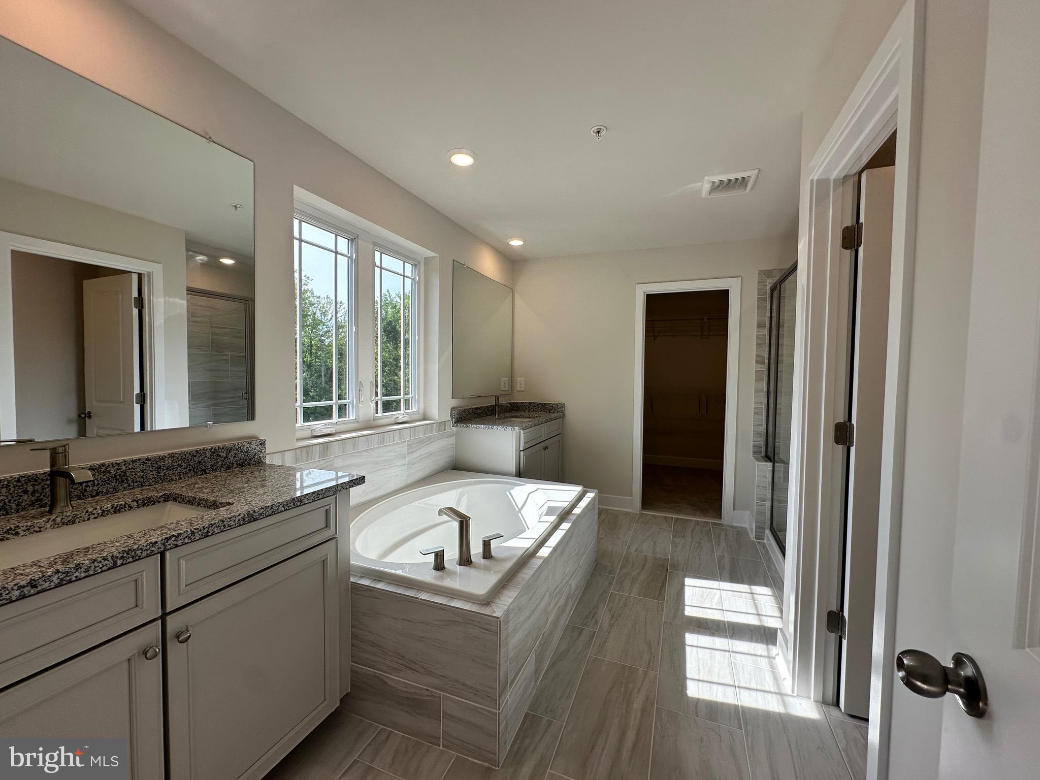 ST CHARLES - Residential