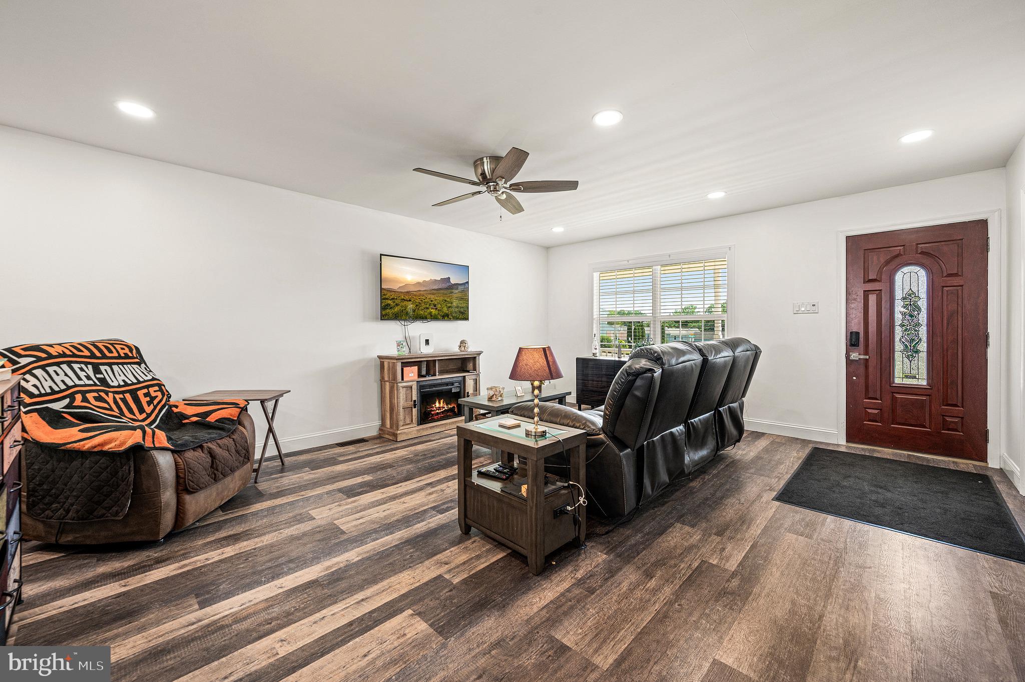 CHERRY TREE WOODS - Residential