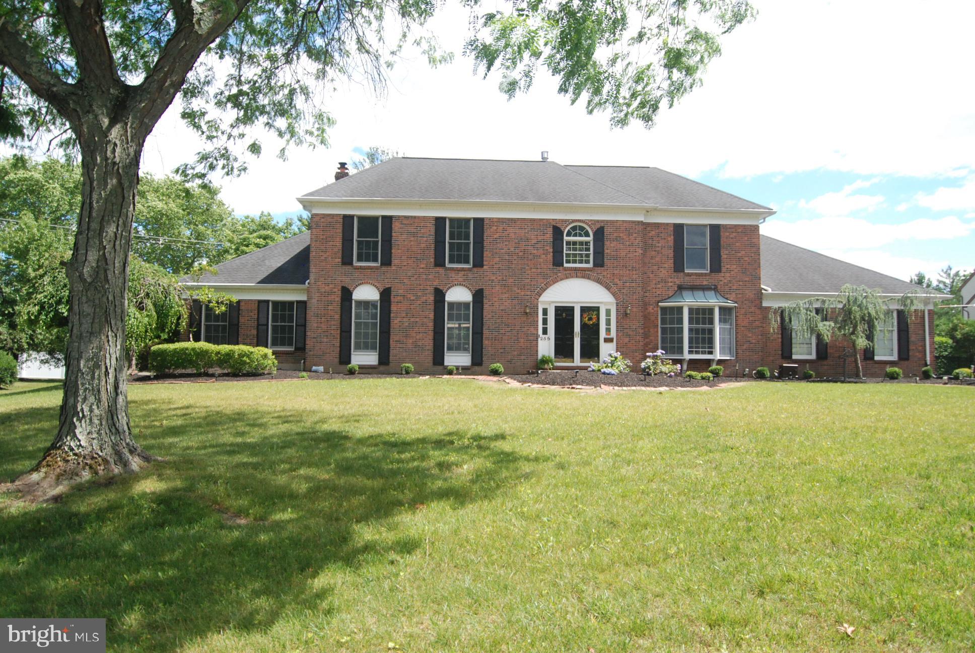 LAKEVIEW ESTS - Residential