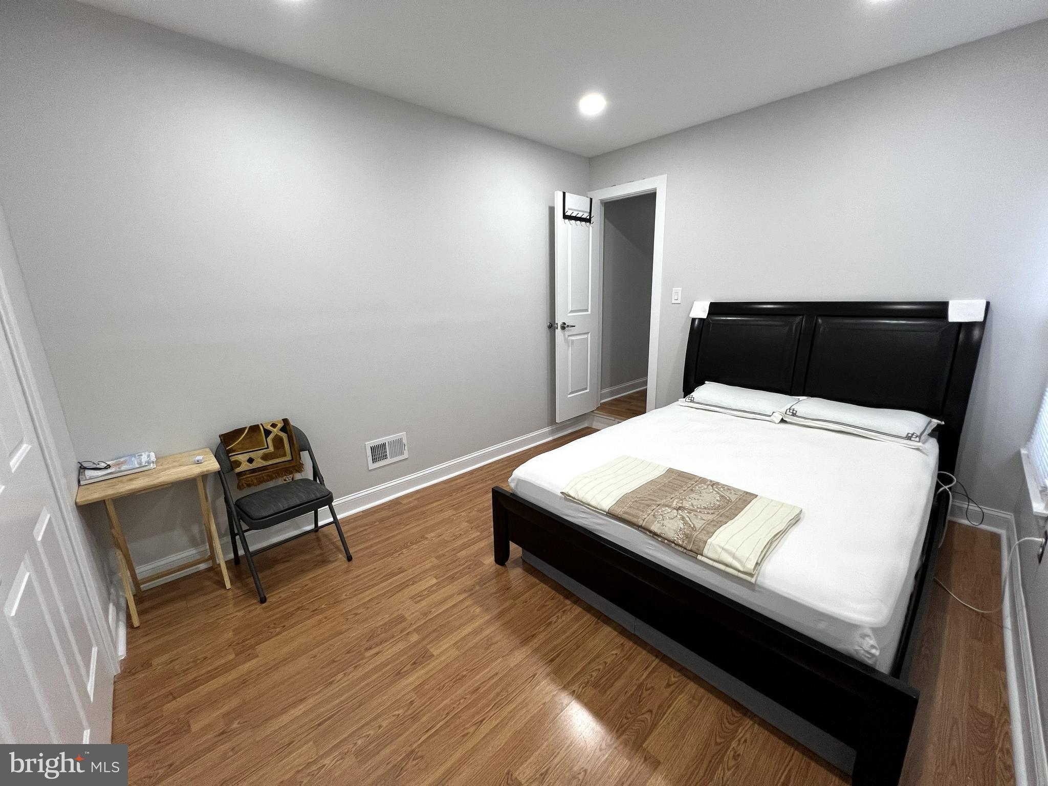 LAKEVIEW ESTS - Residential