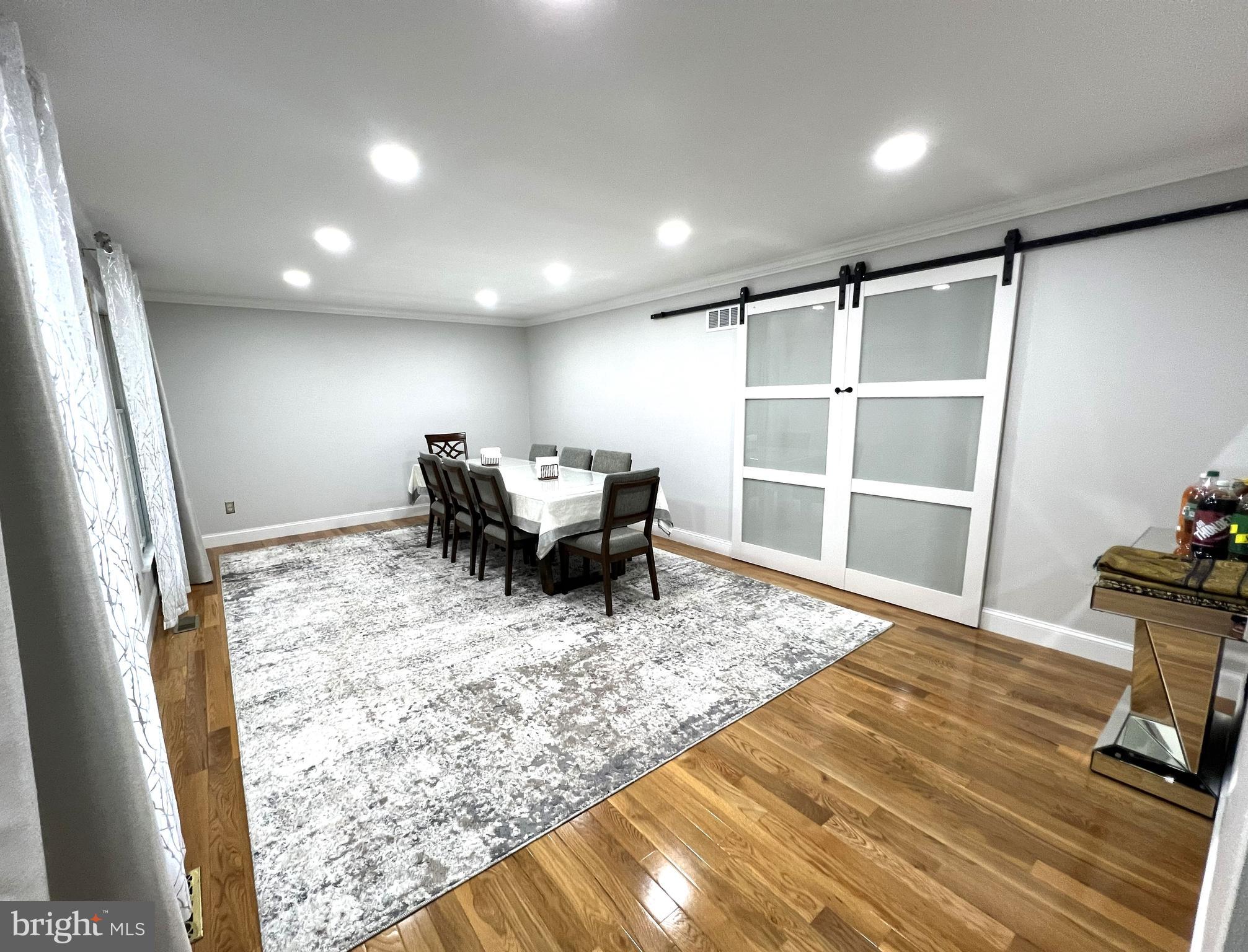 LAKEVIEW ESTS - Residential