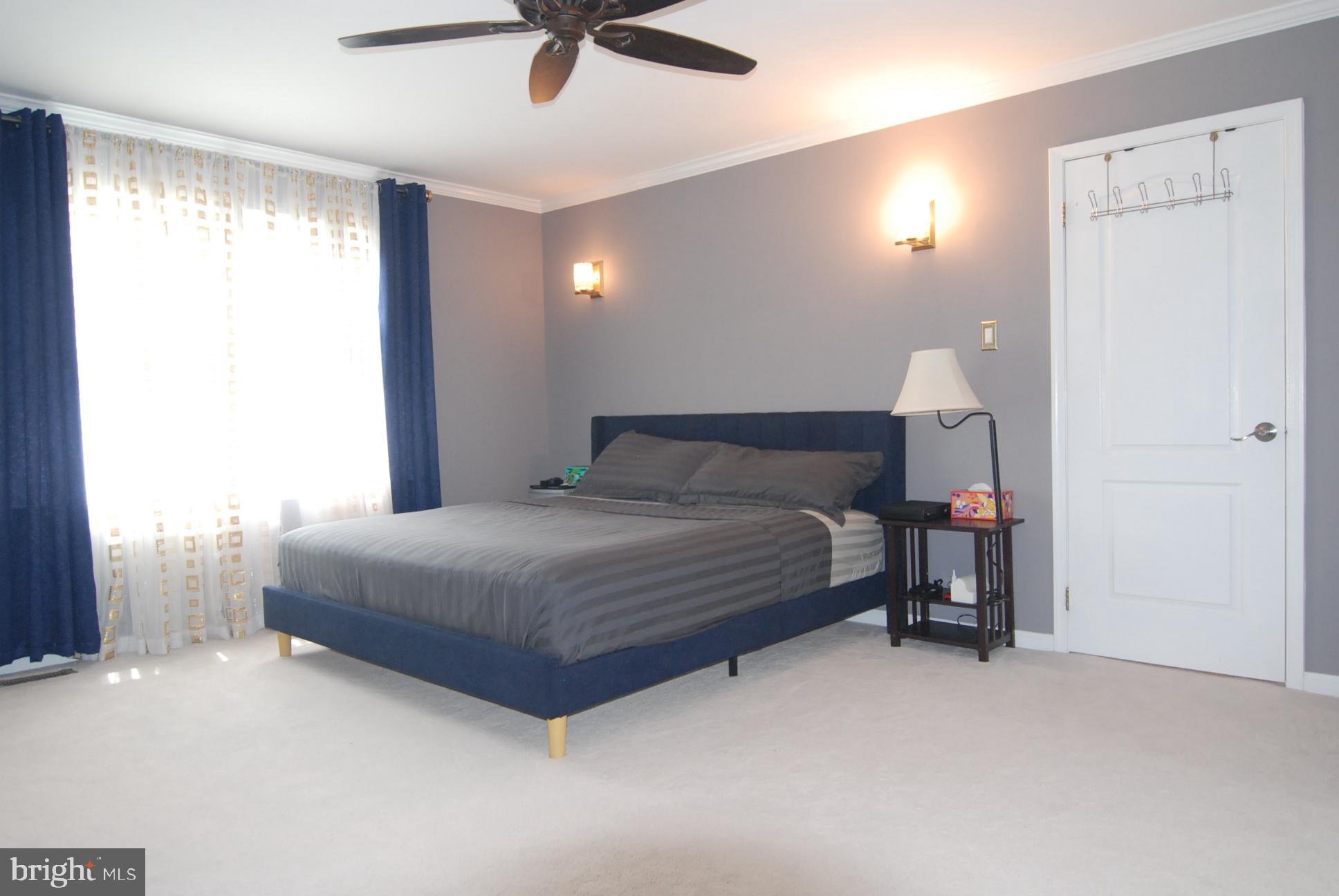LAKEVIEW ESTS - Residential
