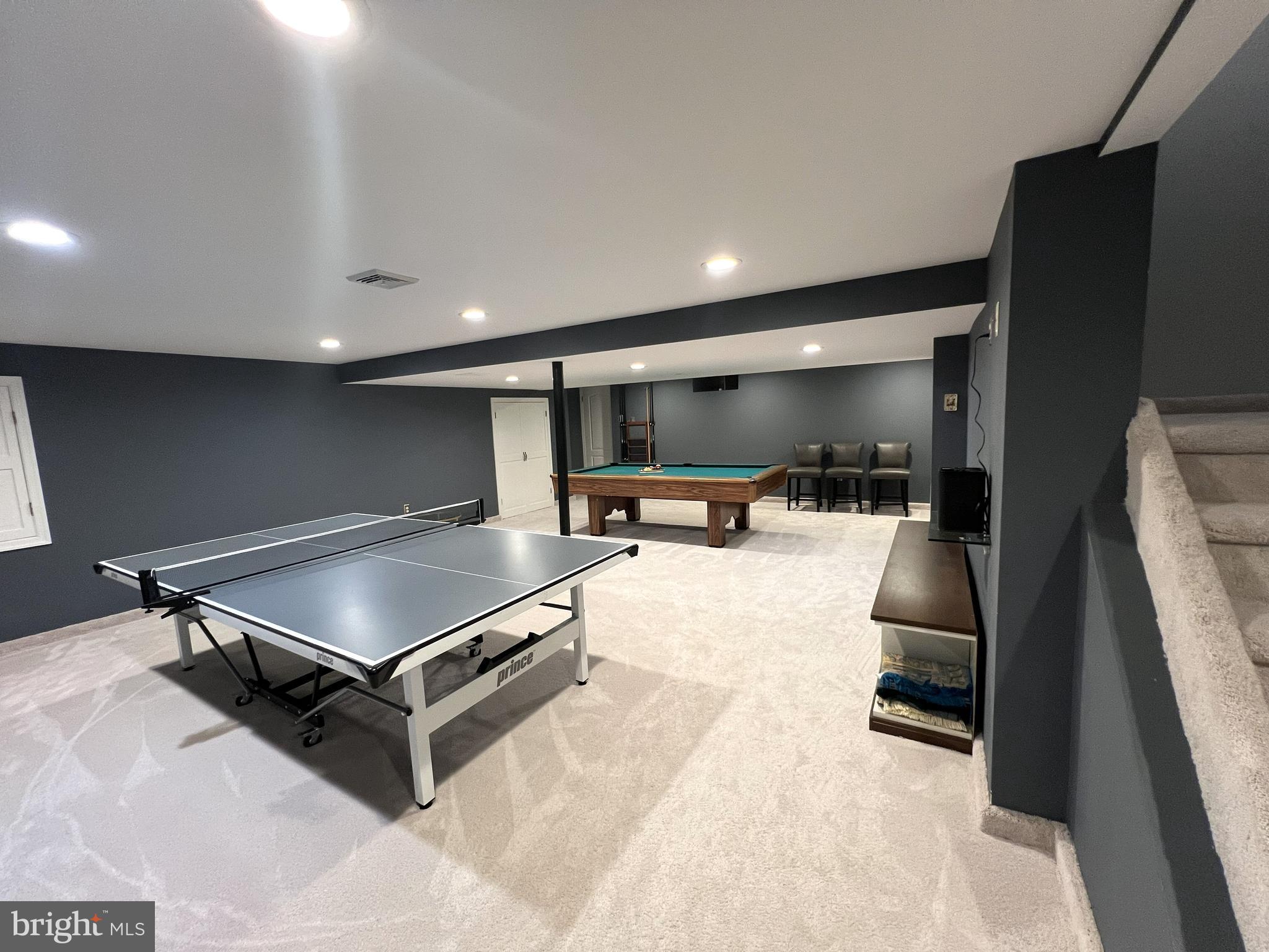 LAKEVIEW ESTS - Residential