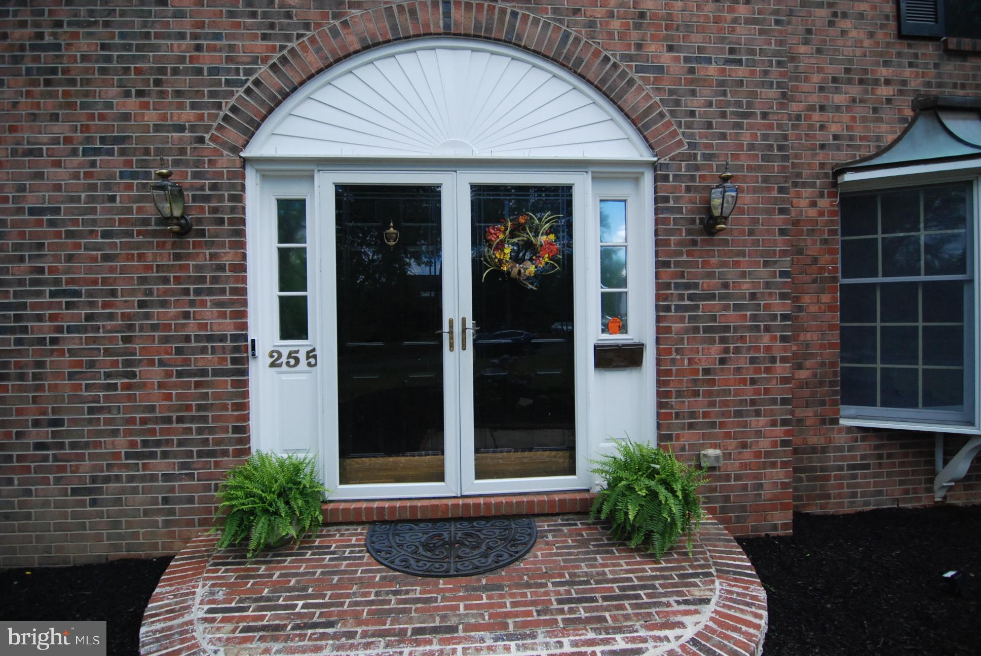 LAKEVIEW ESTS - Residential
