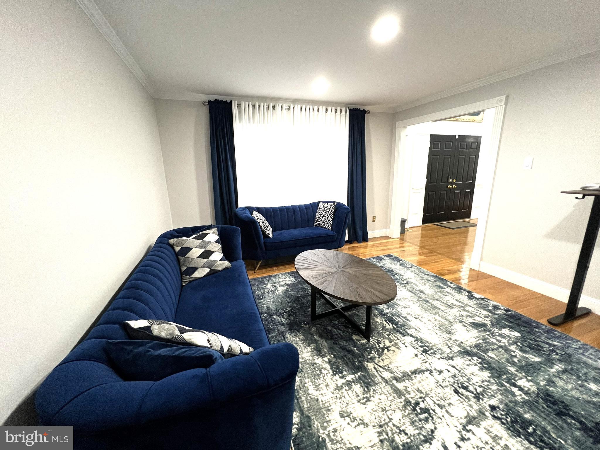 LAKEVIEW ESTS - Residential