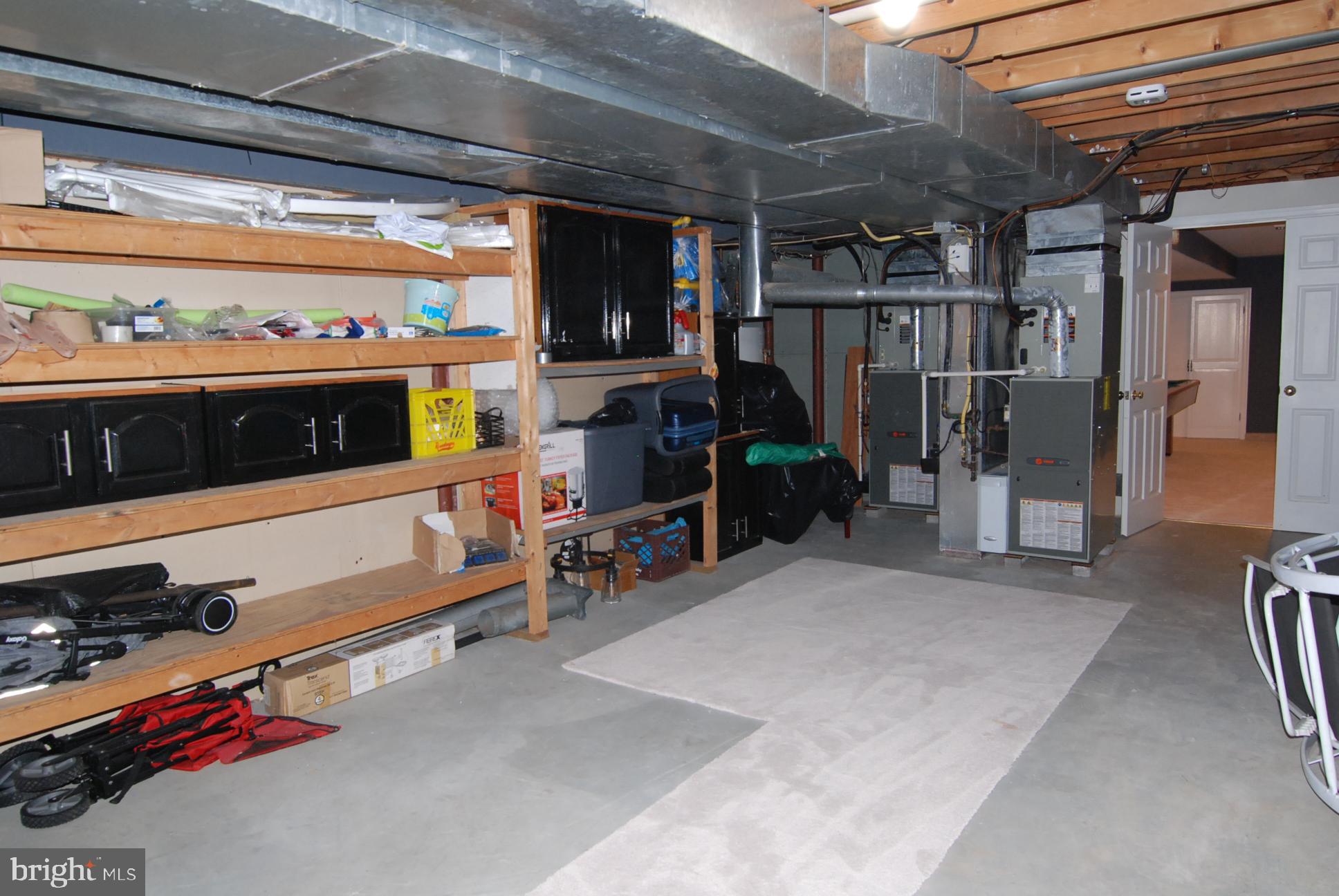 LAKEVIEW ESTS - Residential