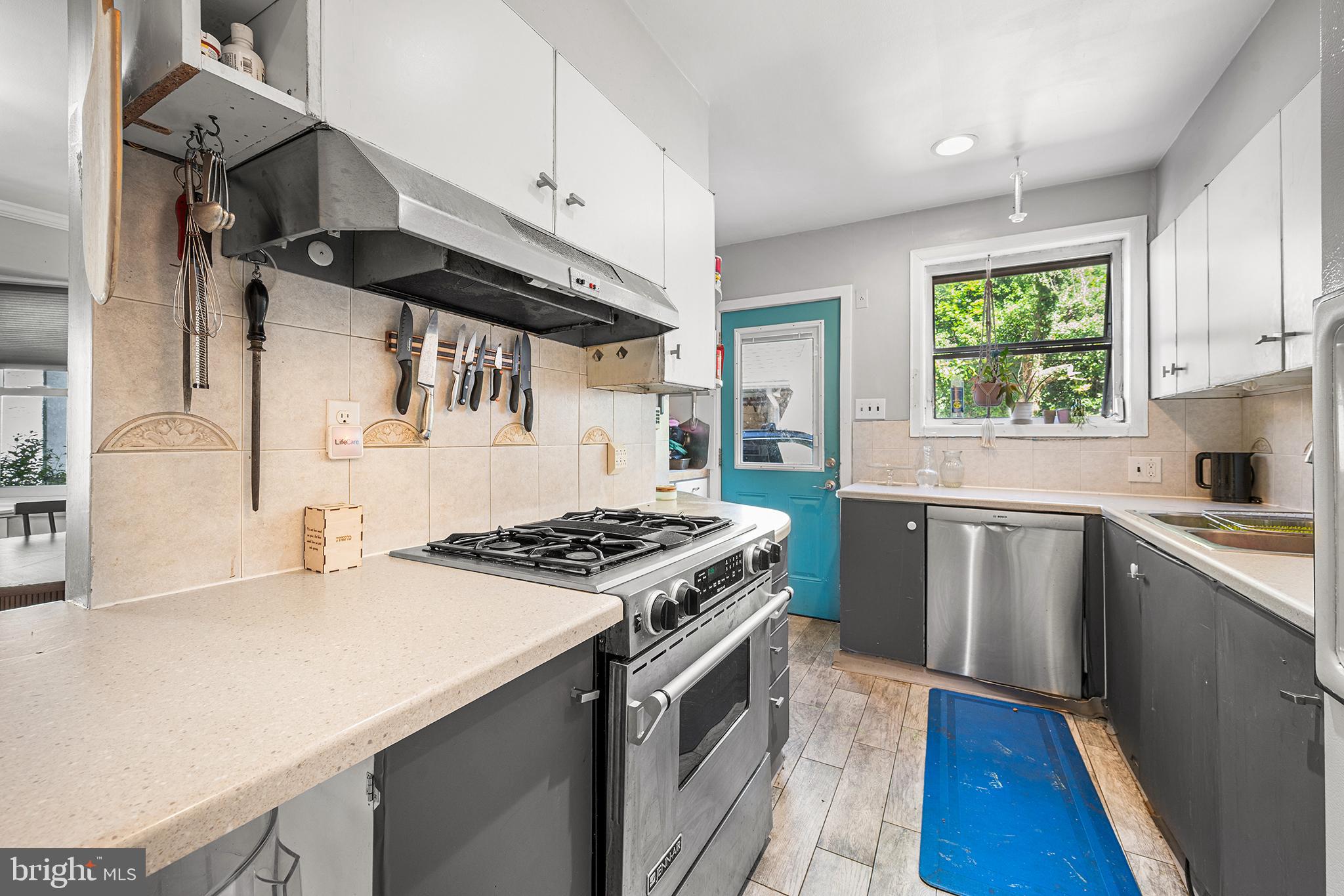 MERION STATION - Residential
