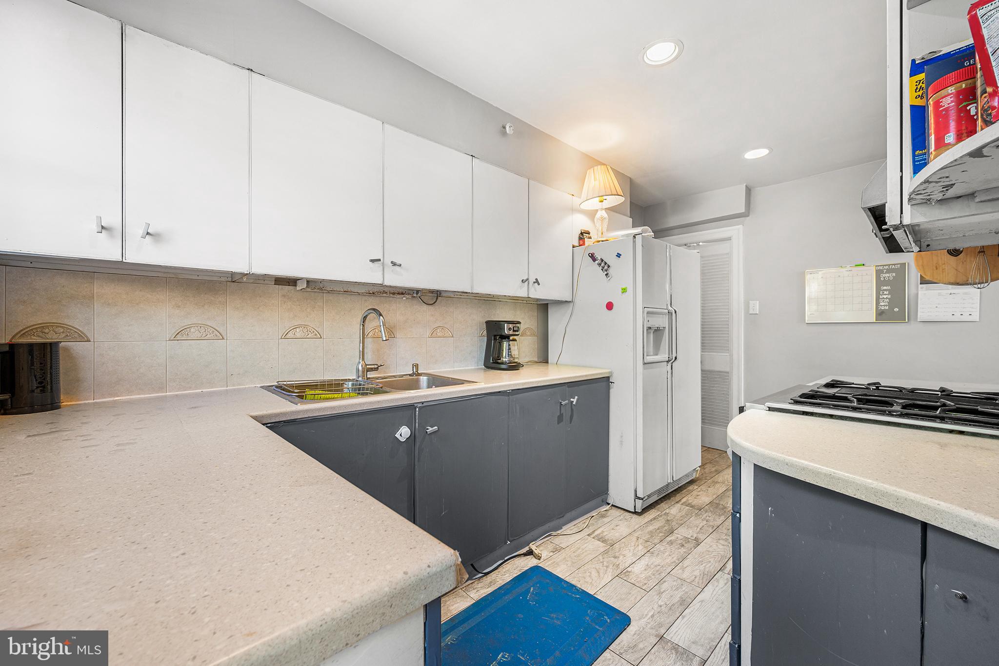 MERION STATION - Residential