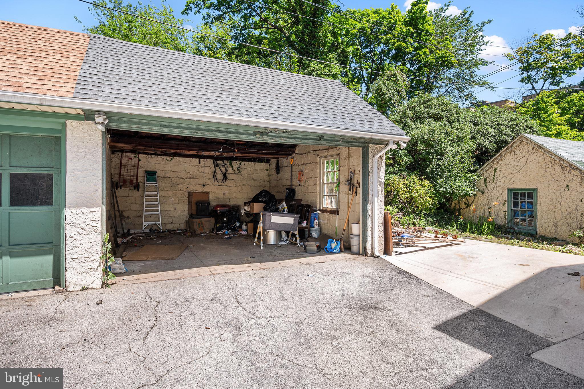 MERION STATION - Residential