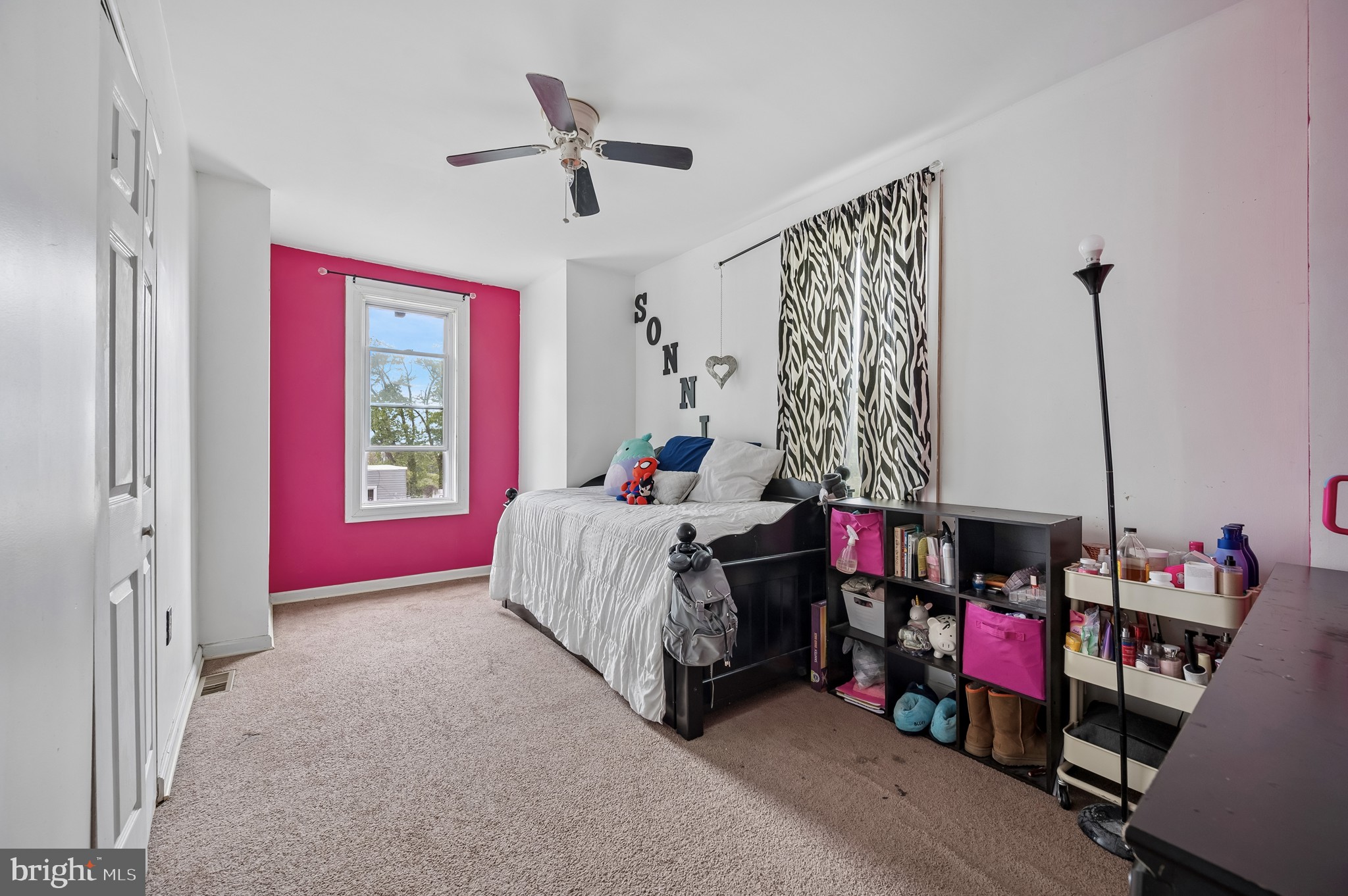 PHILADELPHIA (SOUTHWEST) - Residential