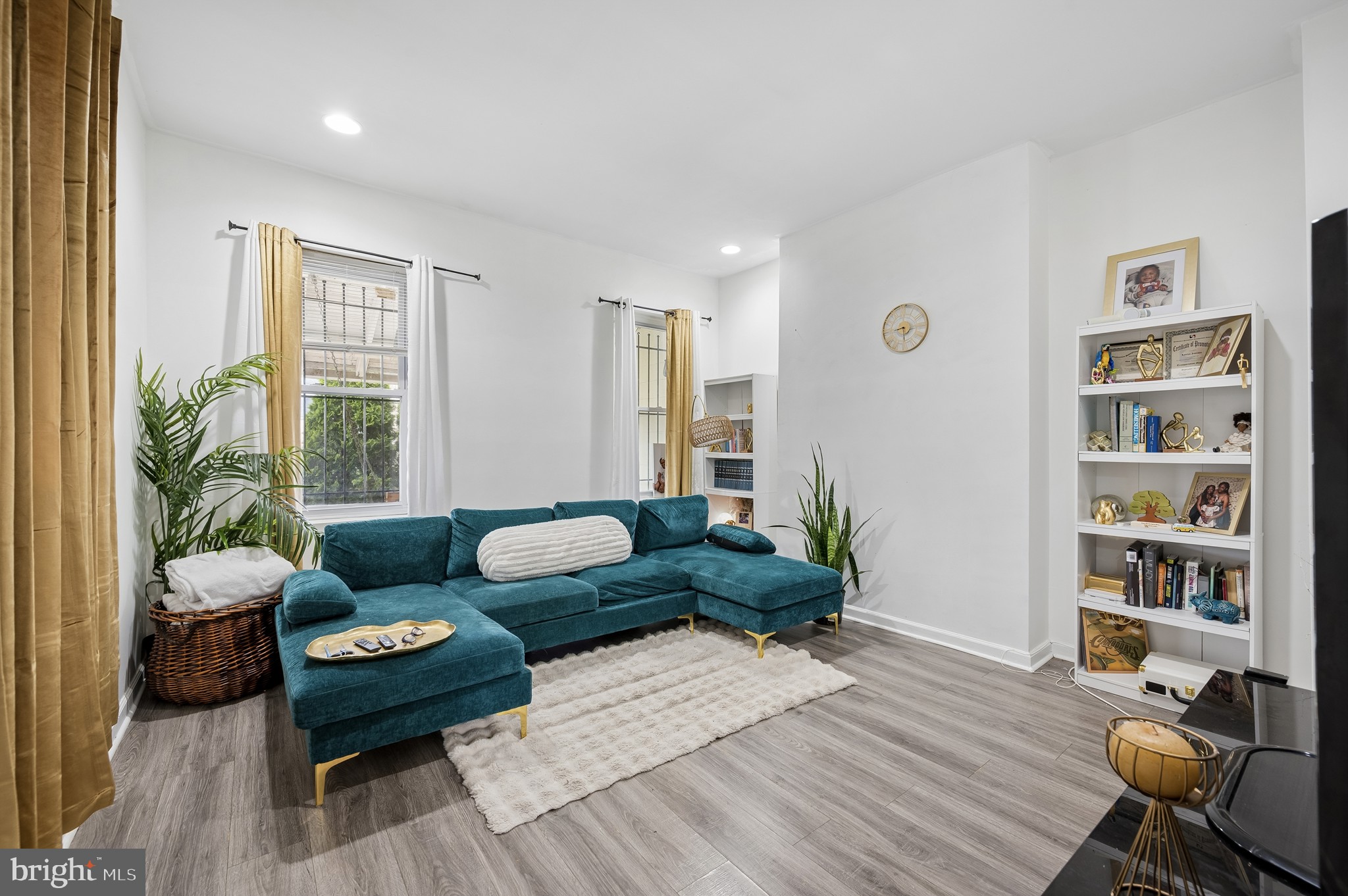 PHILADELPHIA (SOUTHWEST) - Residential