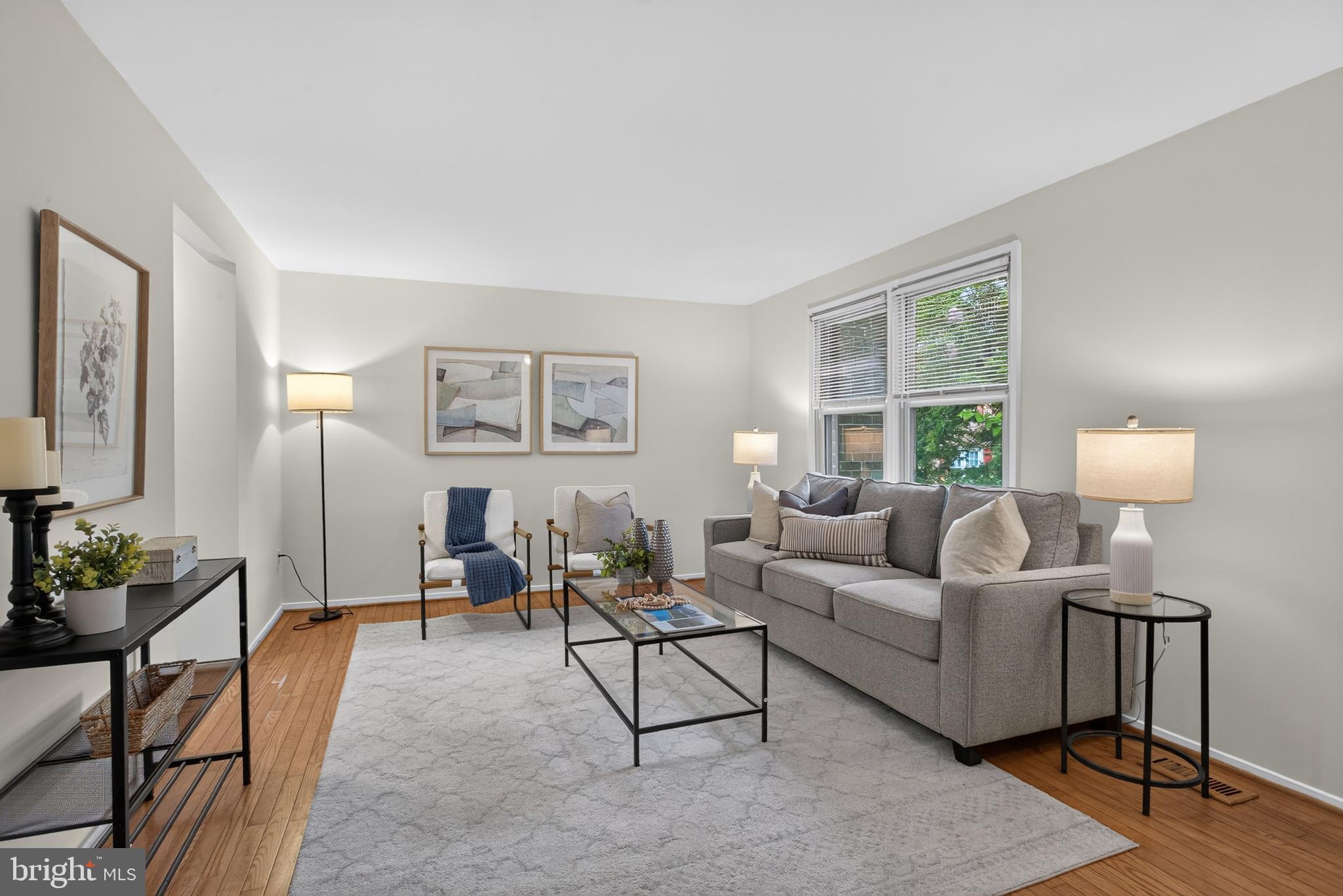 MIDDLEBRIDGE - Residential
