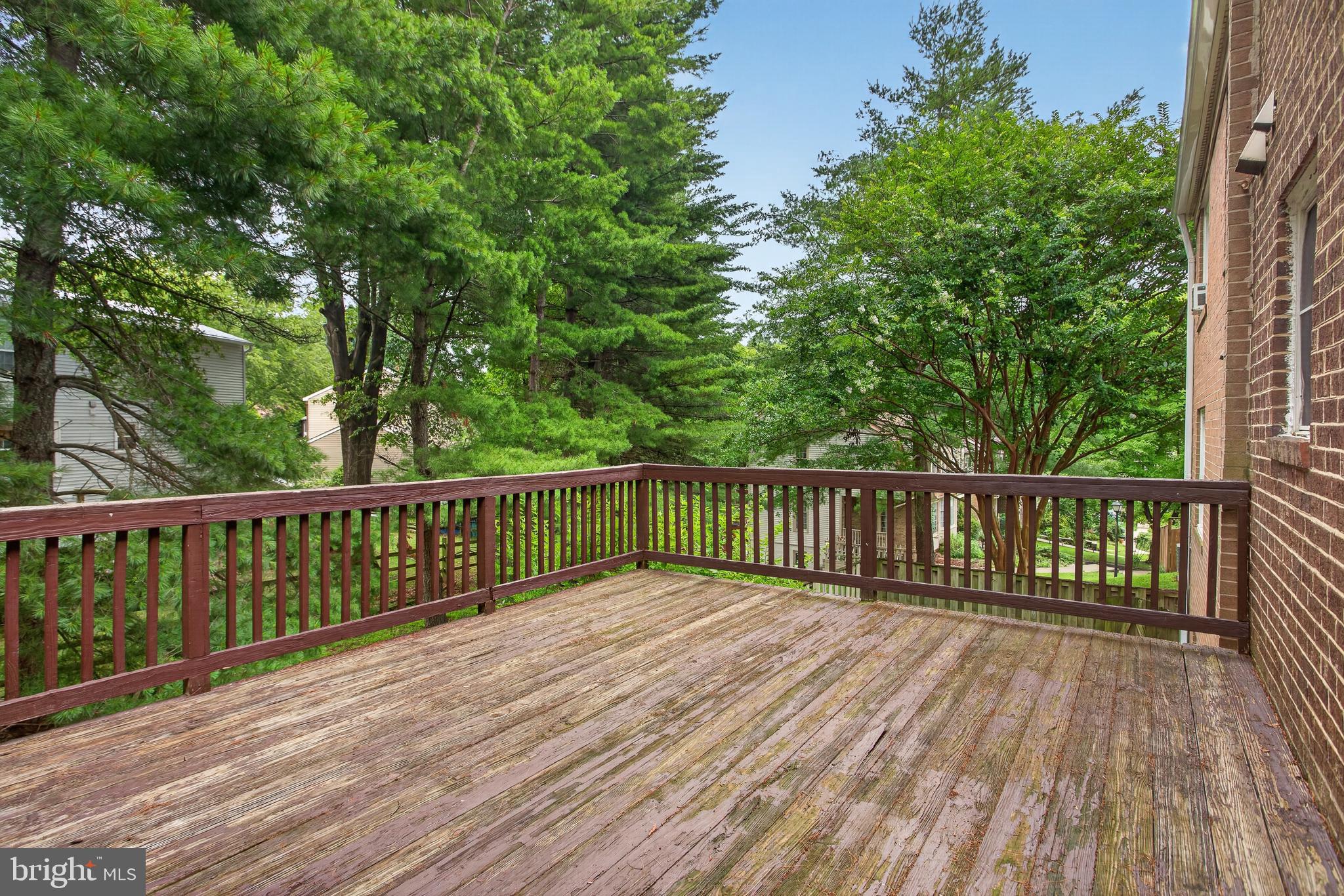 MIDDLEBRIDGE - Residential