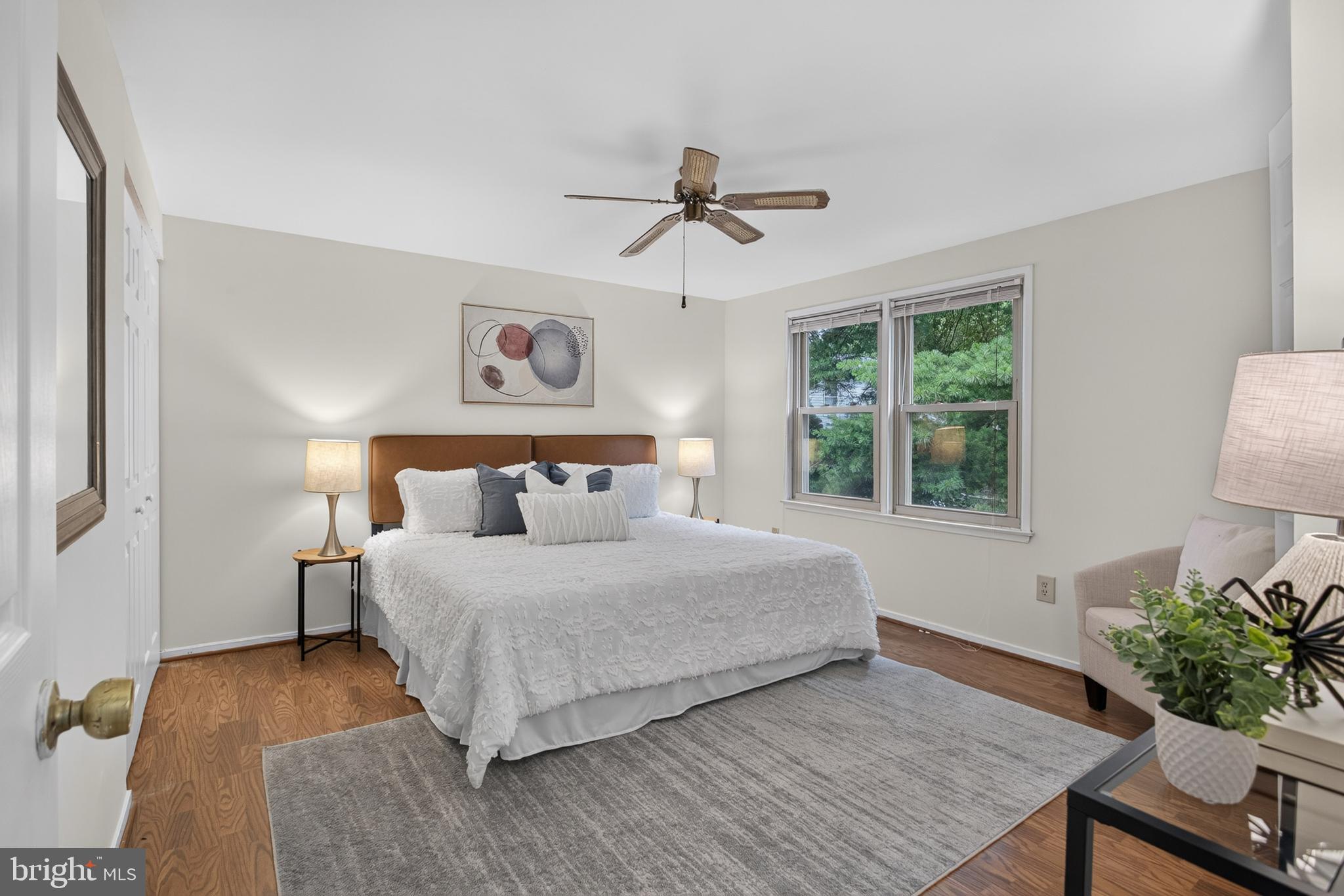 MIDDLEBRIDGE - Residential