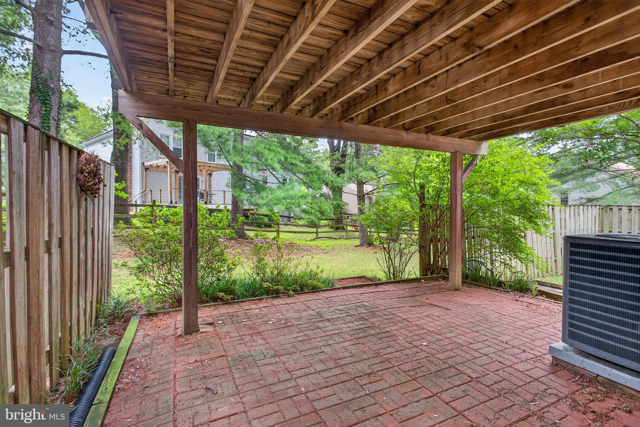 MIDDLEBRIDGE - Residential