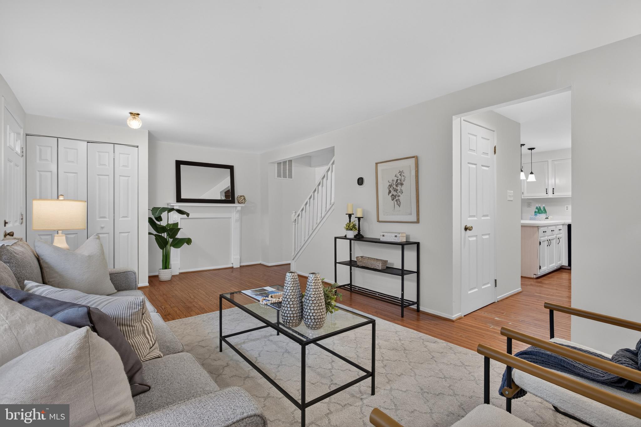 MIDDLEBRIDGE - Residential