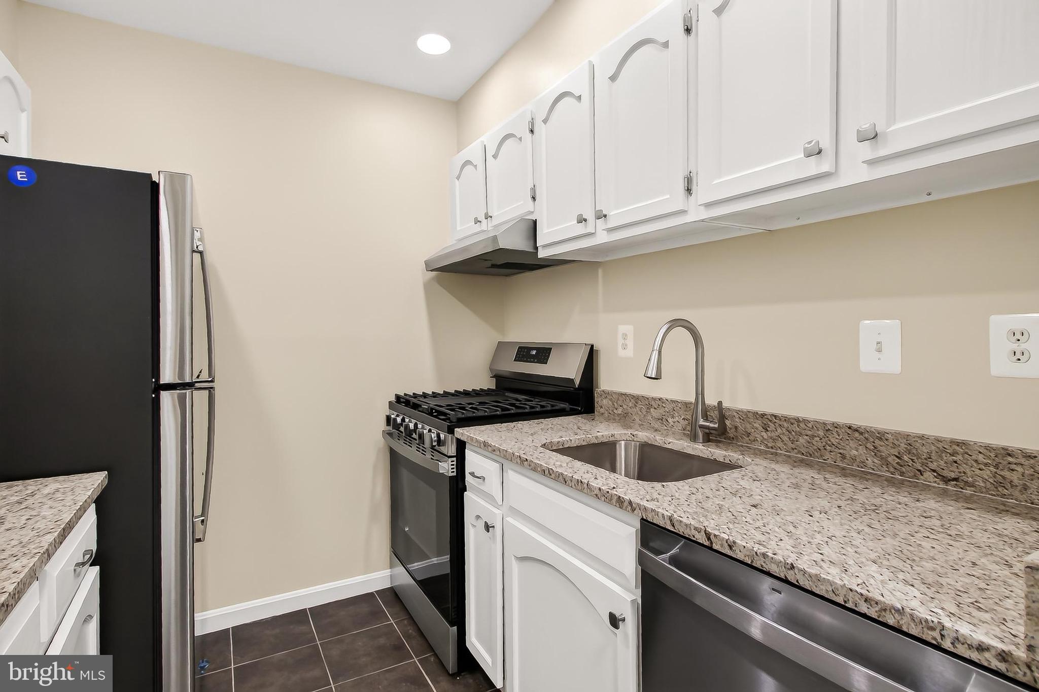 BURKE COVE - Residential