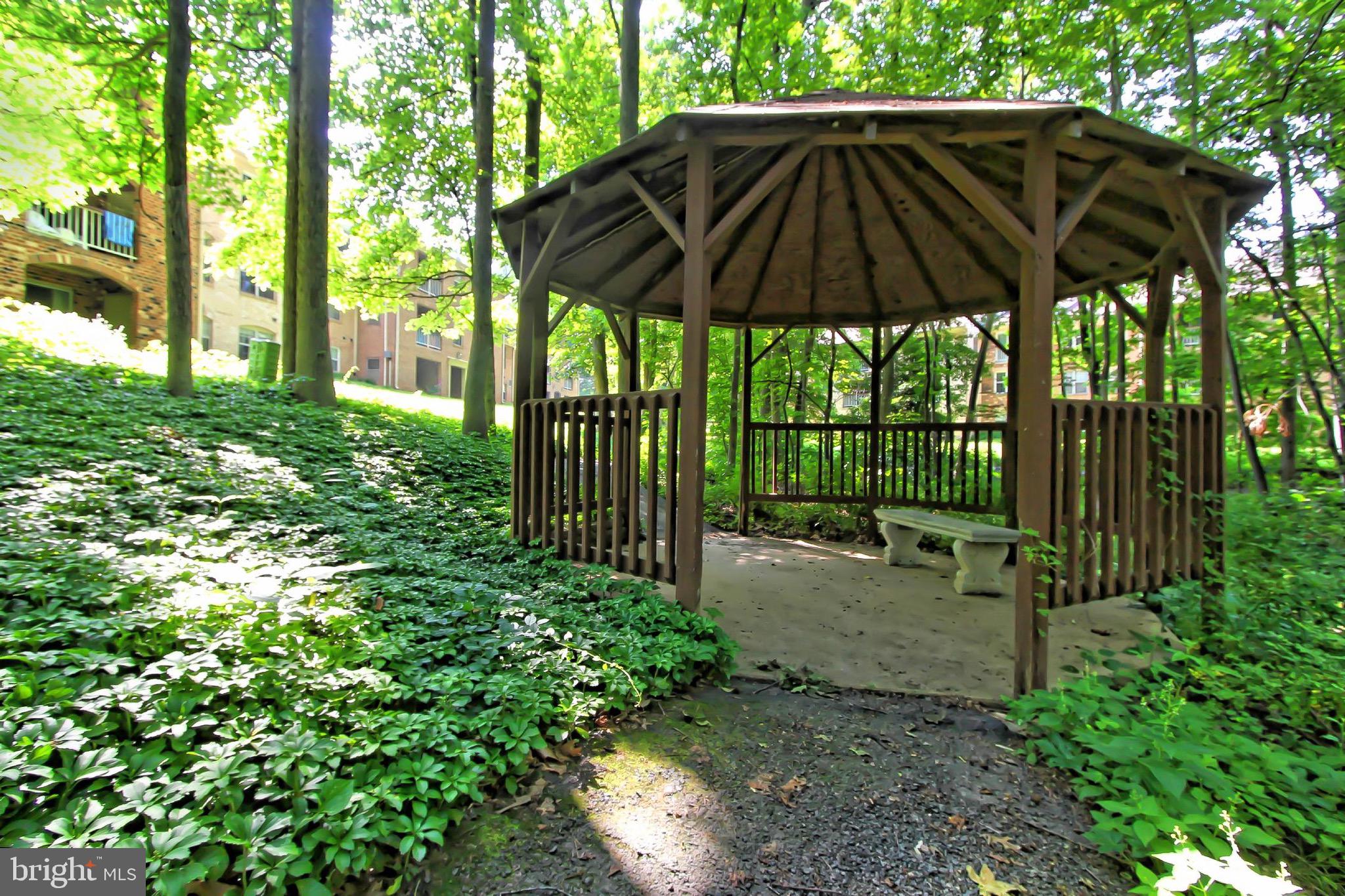 BURKE COVE - Residential