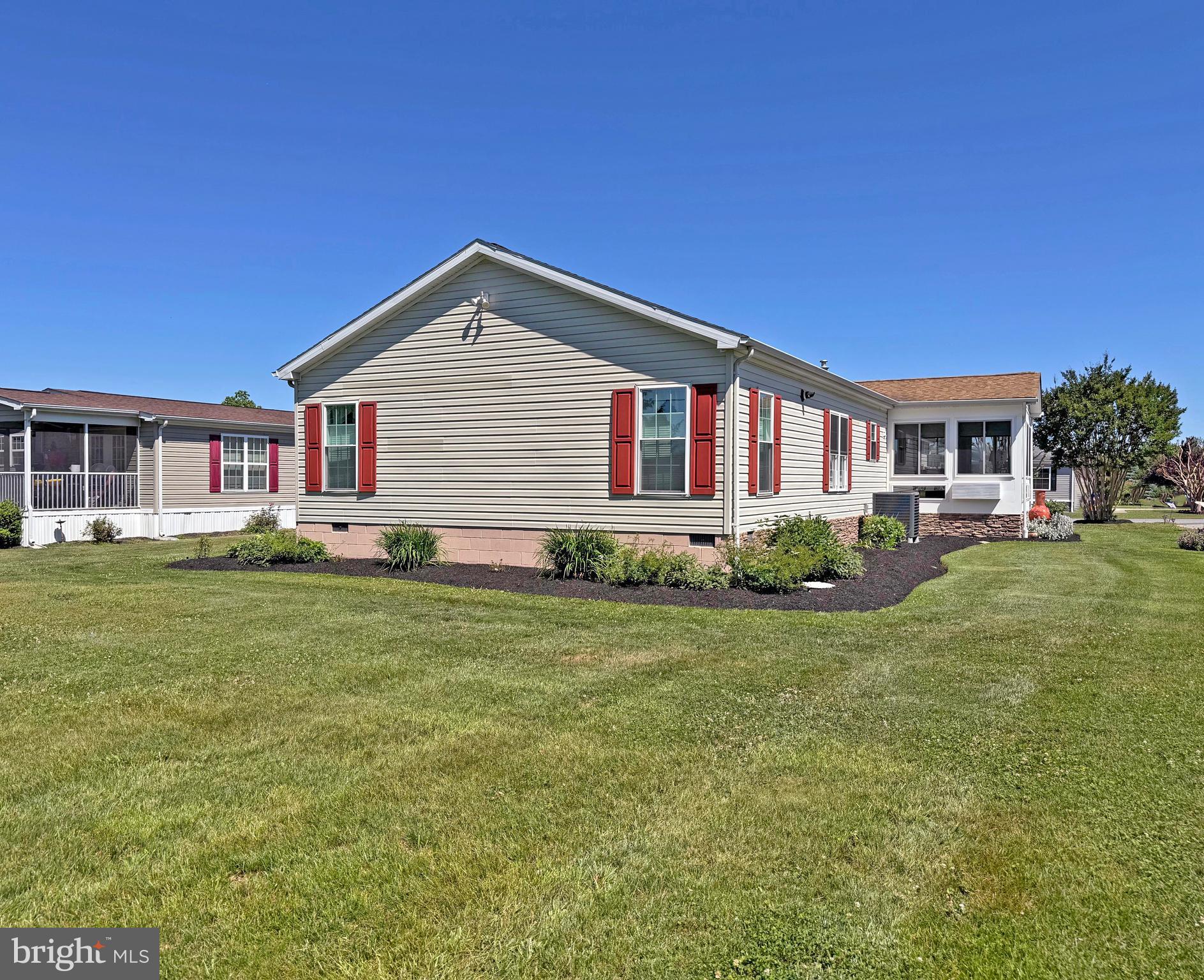 SUSSEX WEST MHP - Residential