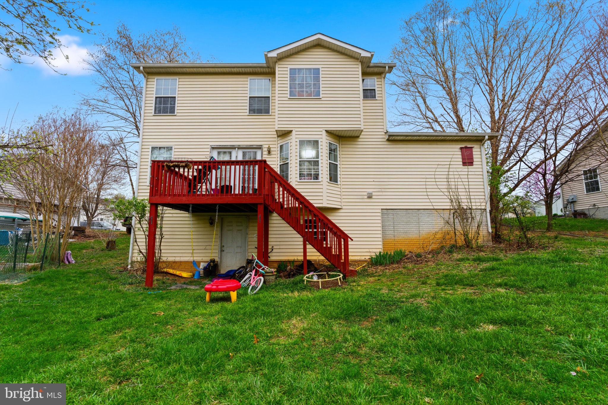 RIDGEFIELD - Residential