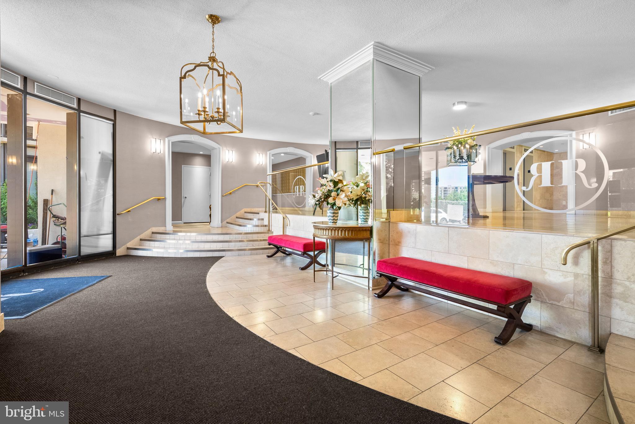 ROTONDA - Residential