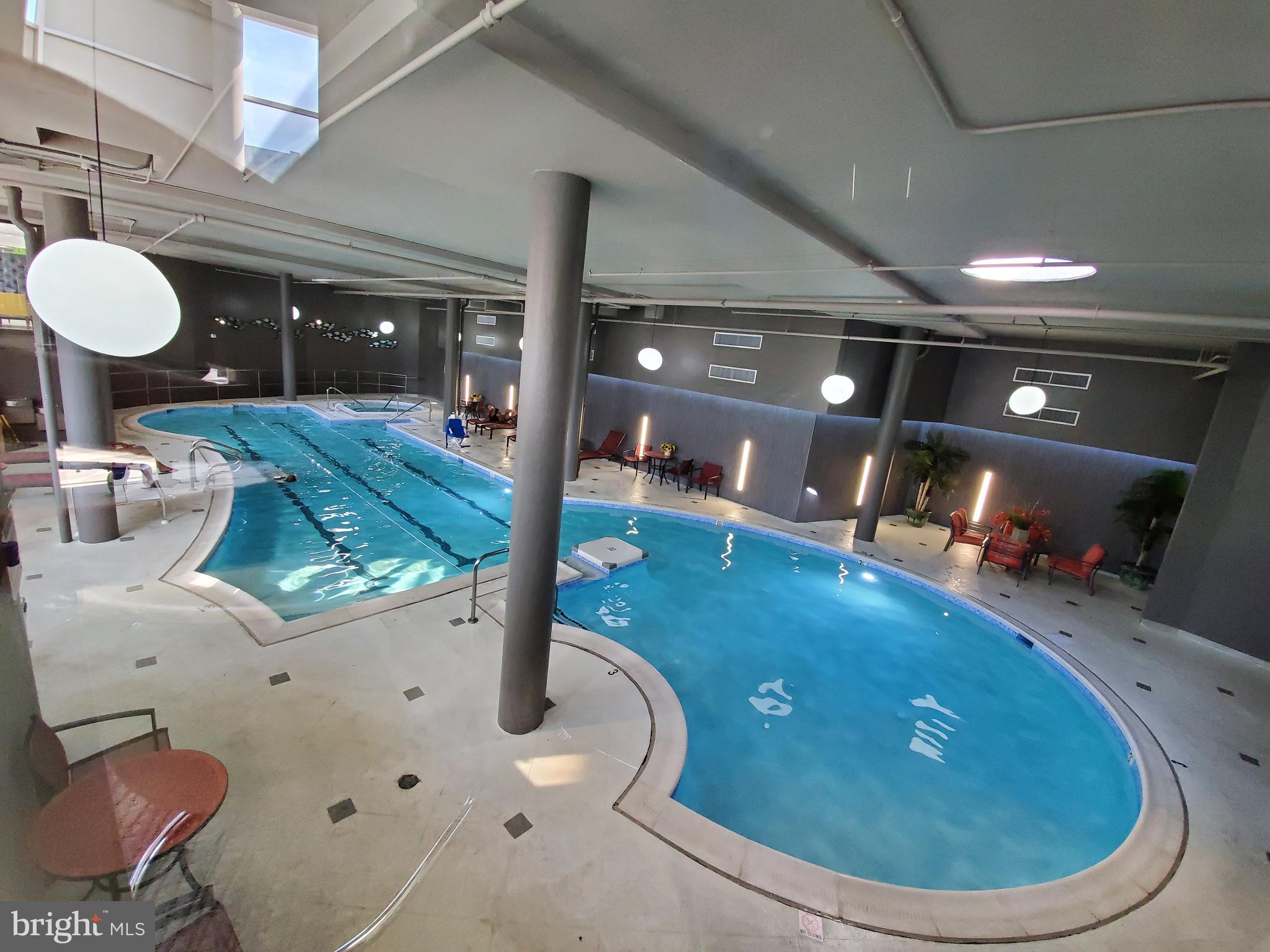 ROTONDA - Residential