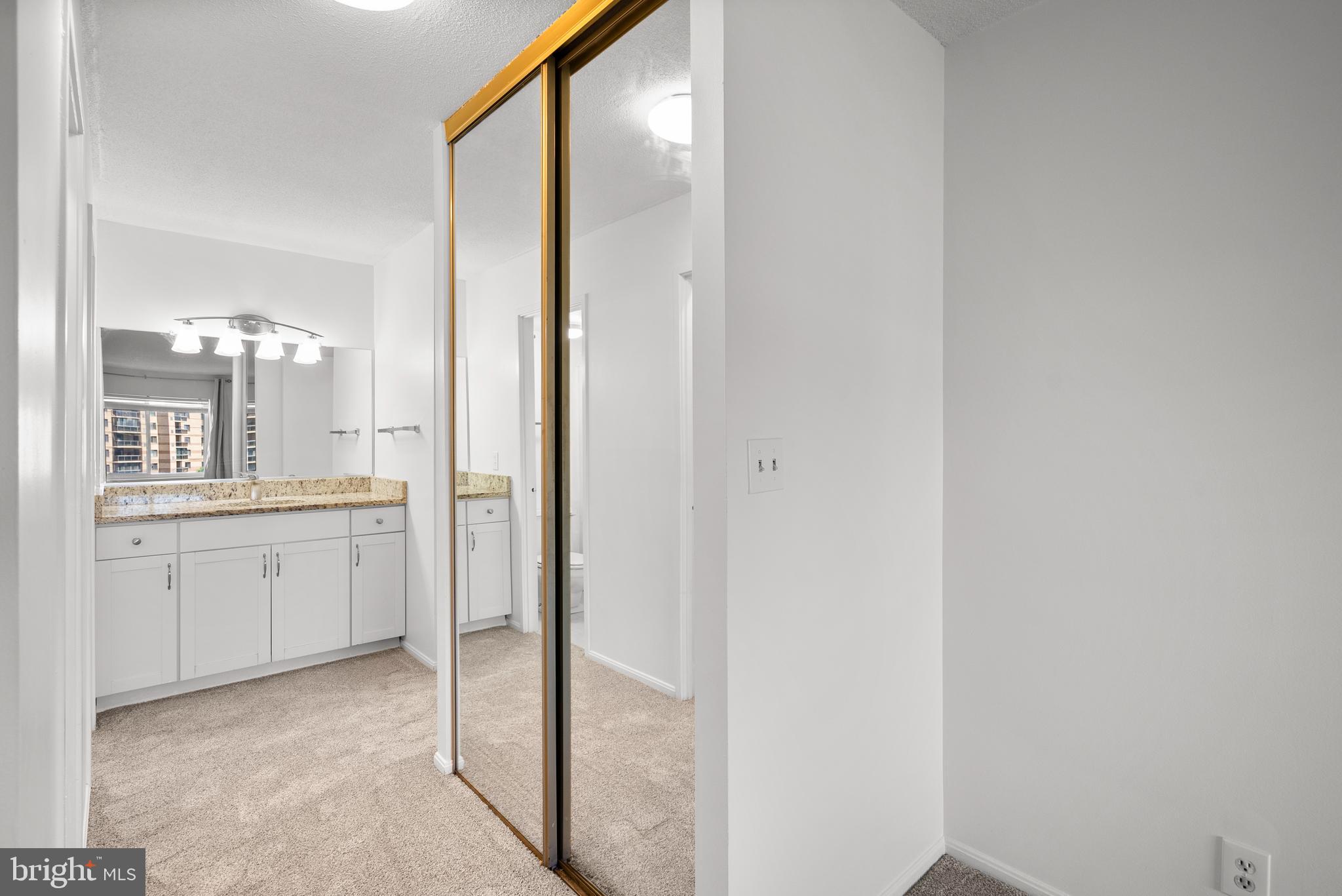 ROTONDA - Residential