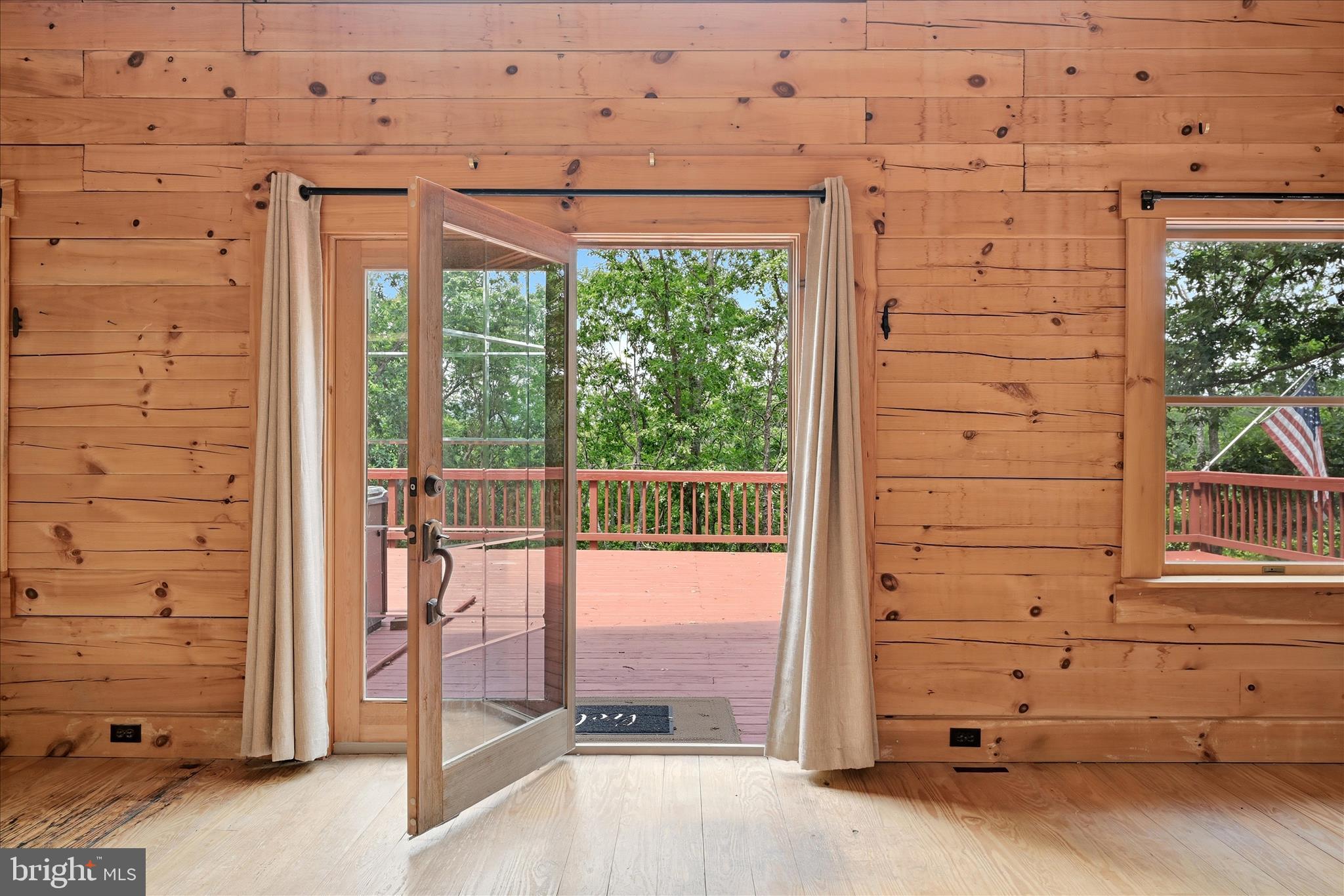 THE CROSSING AT GREAT CACAPON - Residential
