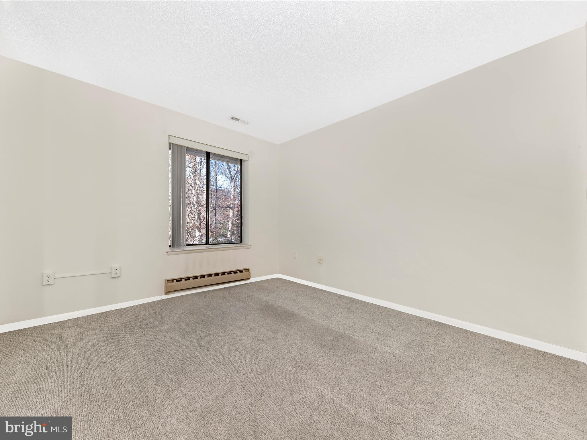 LEISURE WORLD - Residential