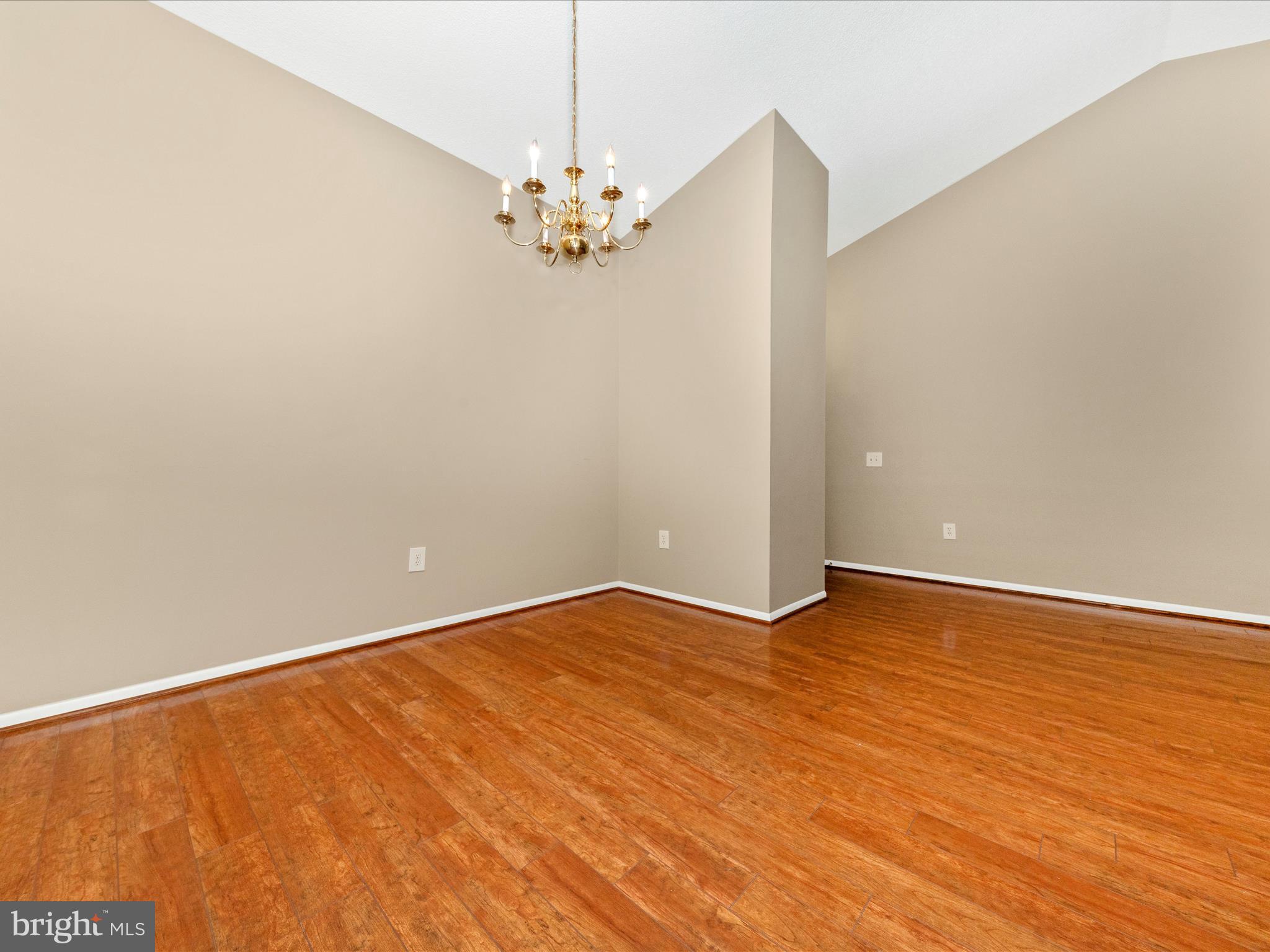 LEISURE WORLD - Residential