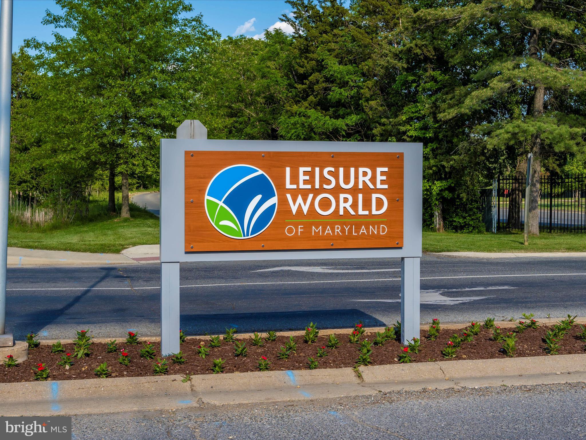 LEISURE WORLD - Residential