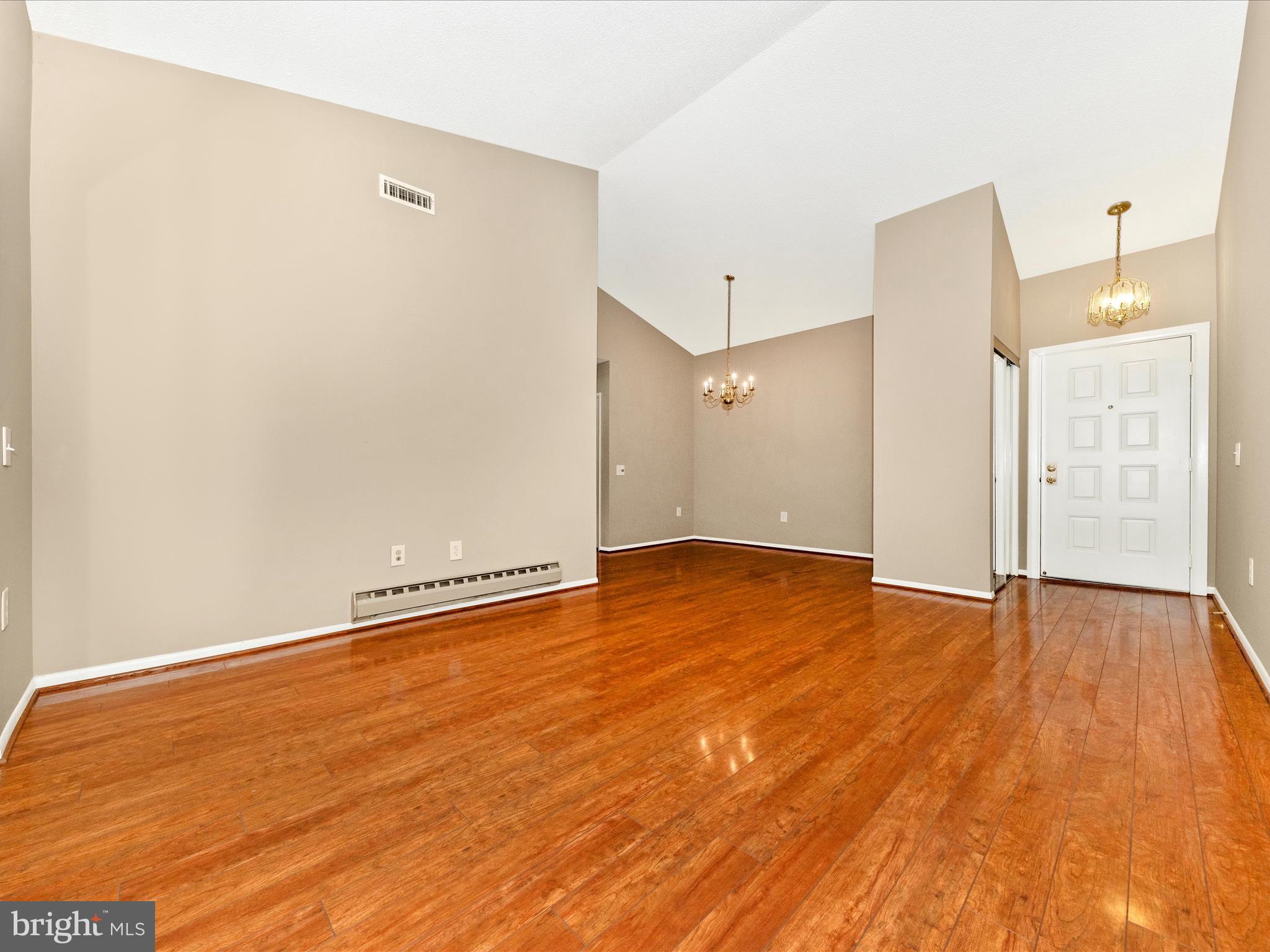 LEISURE WORLD - Residential