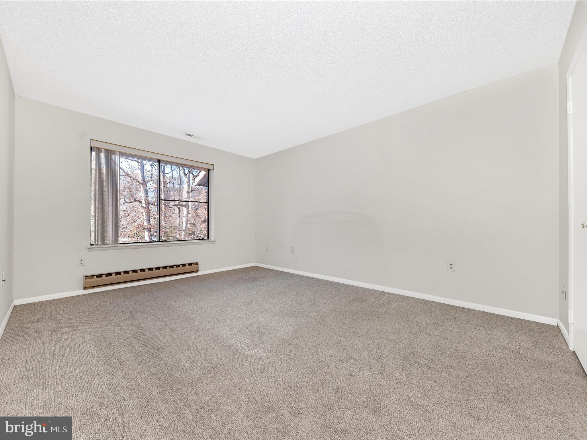 LEISURE WORLD - Residential