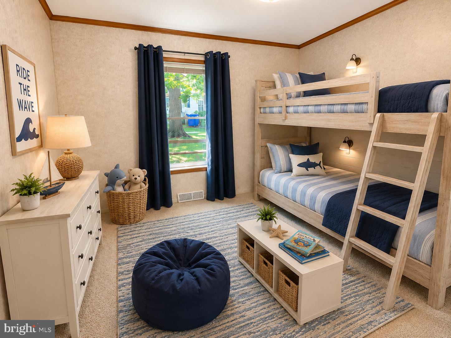 POTNETS LAKESIDE - Residential