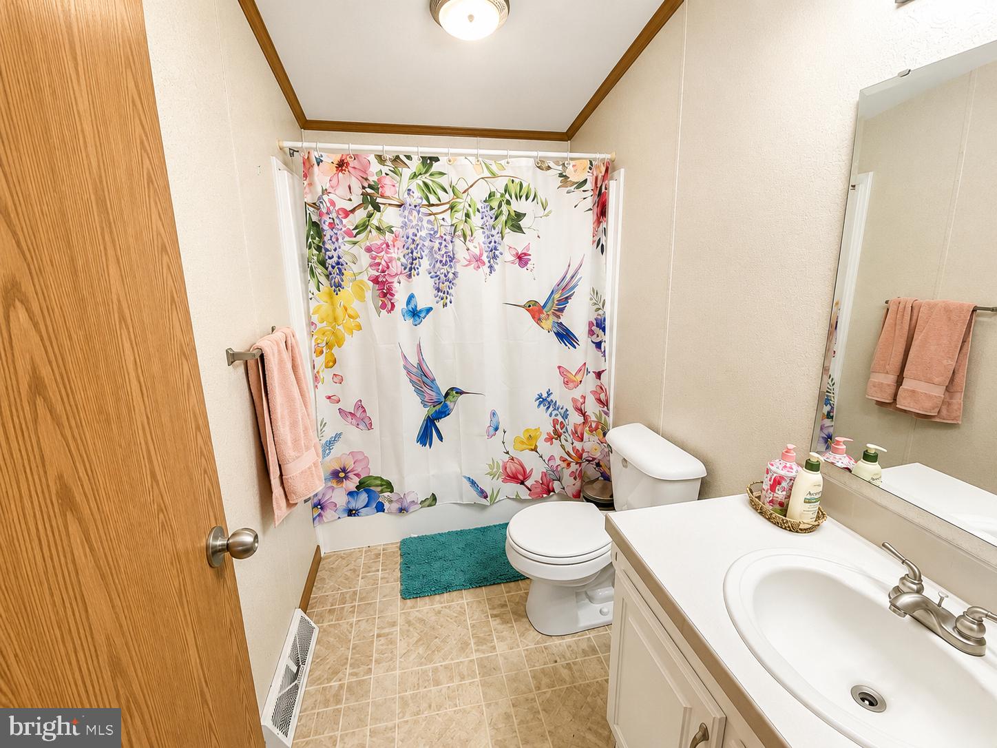 POTNETS LAKESIDE - Residential