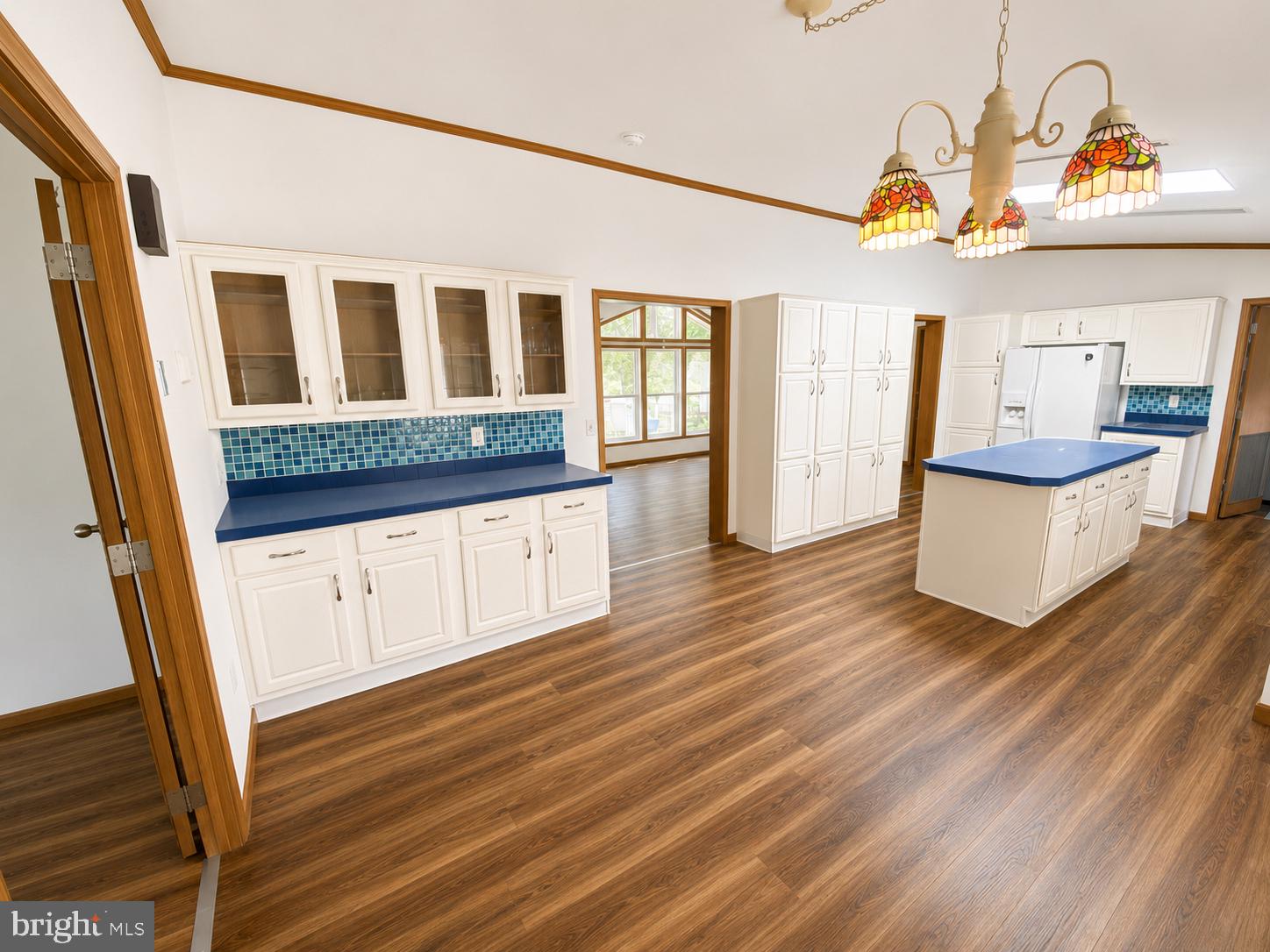 POTNETS LAKESIDE - Residential