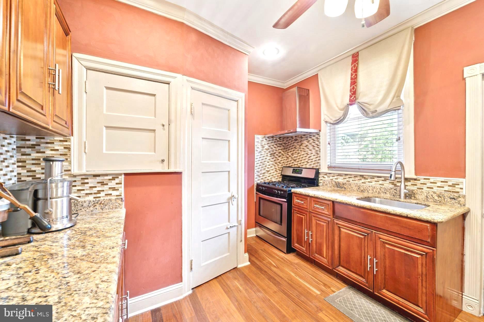 PHILADELPHIA - Residential