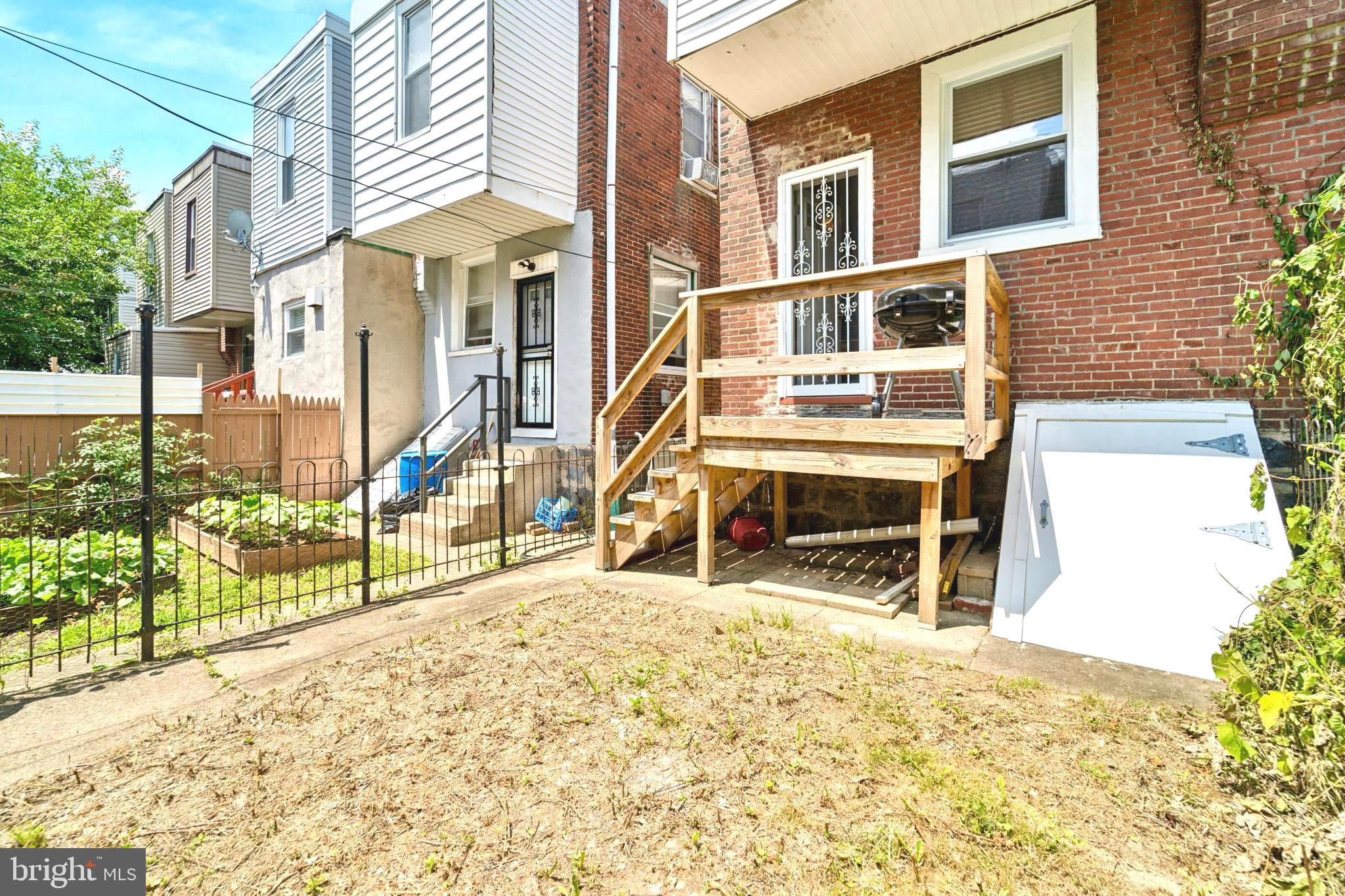 PHILADELPHIA - Residential