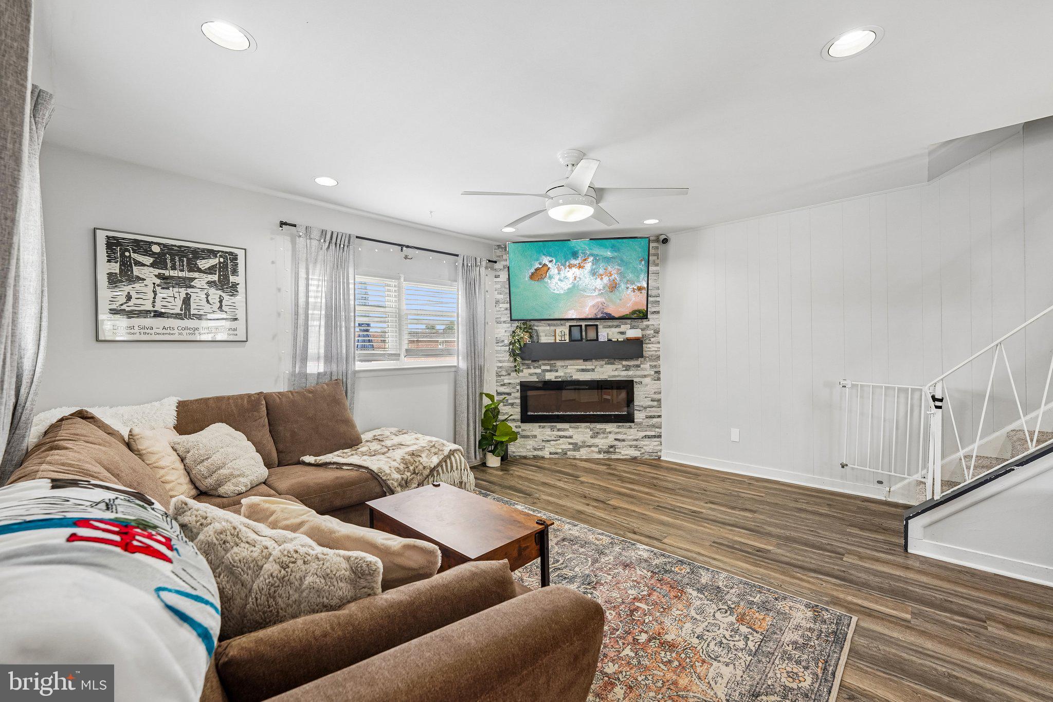 ROBERTS PARK - Residential