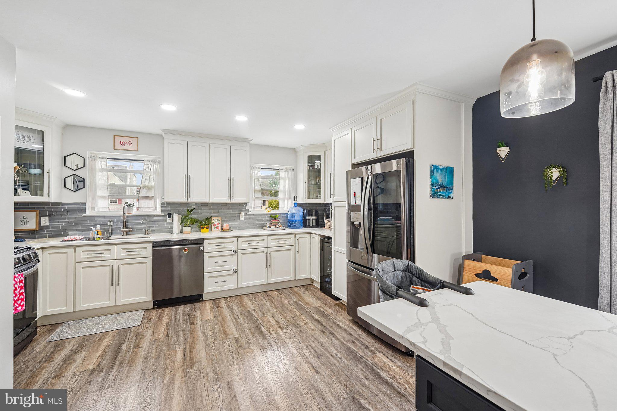 ROBERTS PARK - Residential