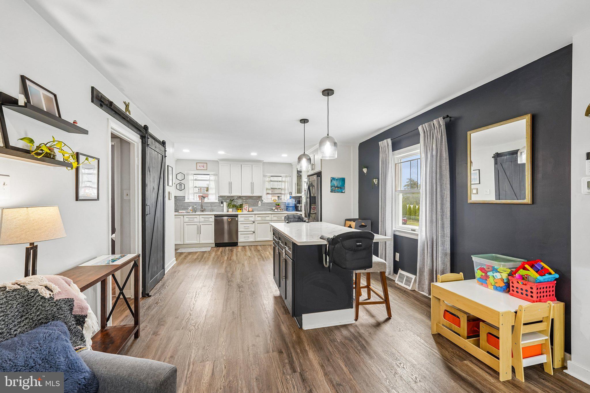 ROBERTS PARK - Residential